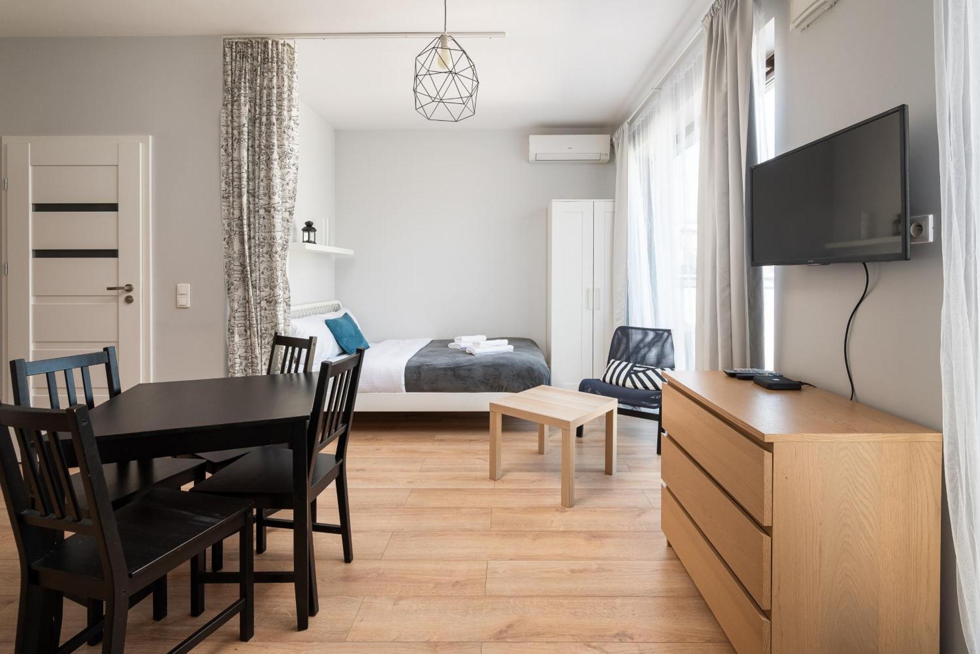 Wola Burakowska Standard Apartment *