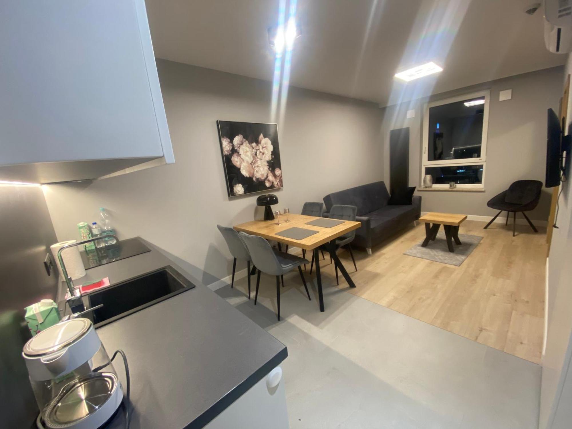 Wiktoryn 6 Piekne Nowe Z Duzymi Balkonami Apartment *