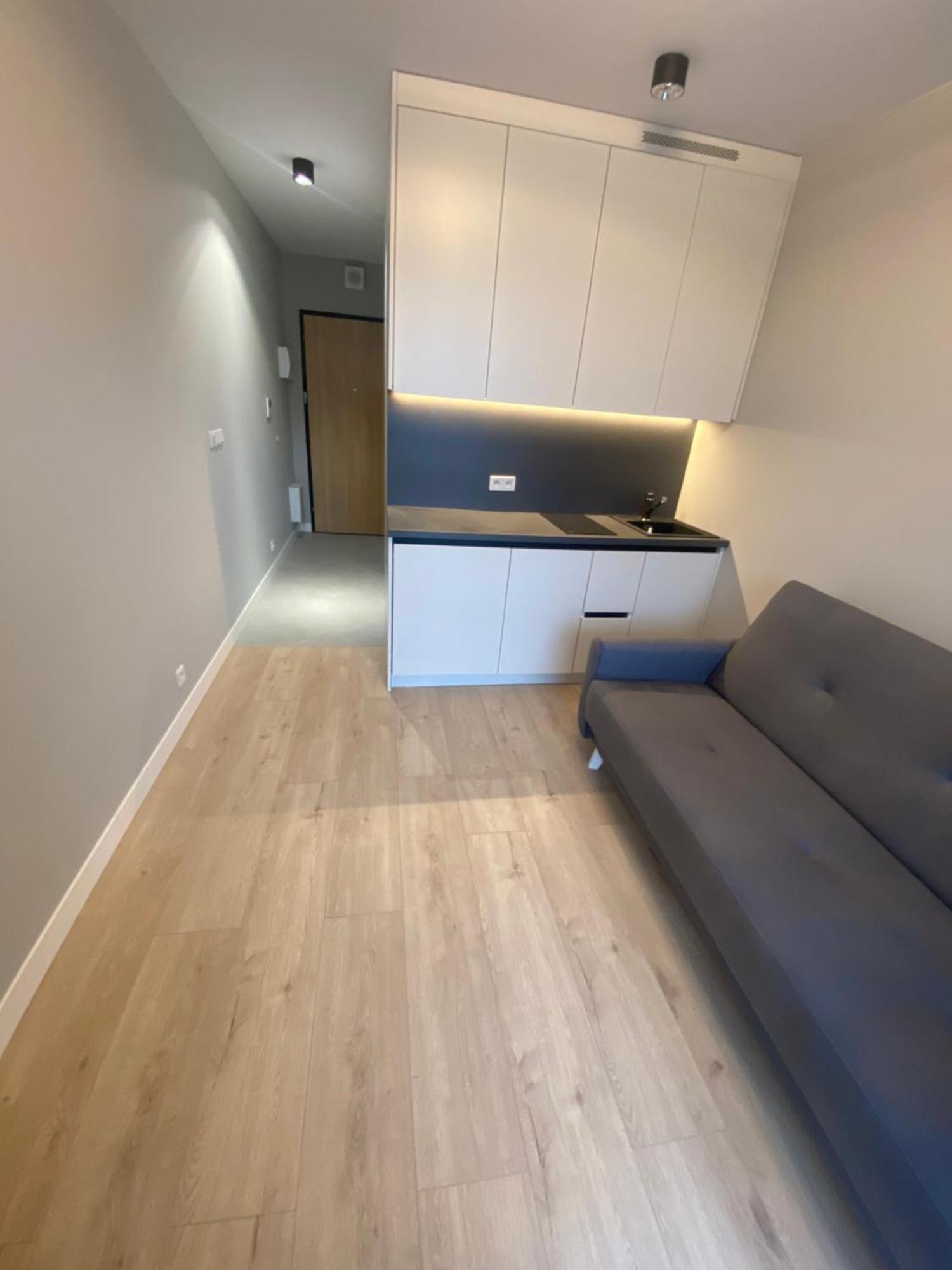 Wiktoryn 6 Piekne Nowe Z Duzymi Balkonami * Warsaw