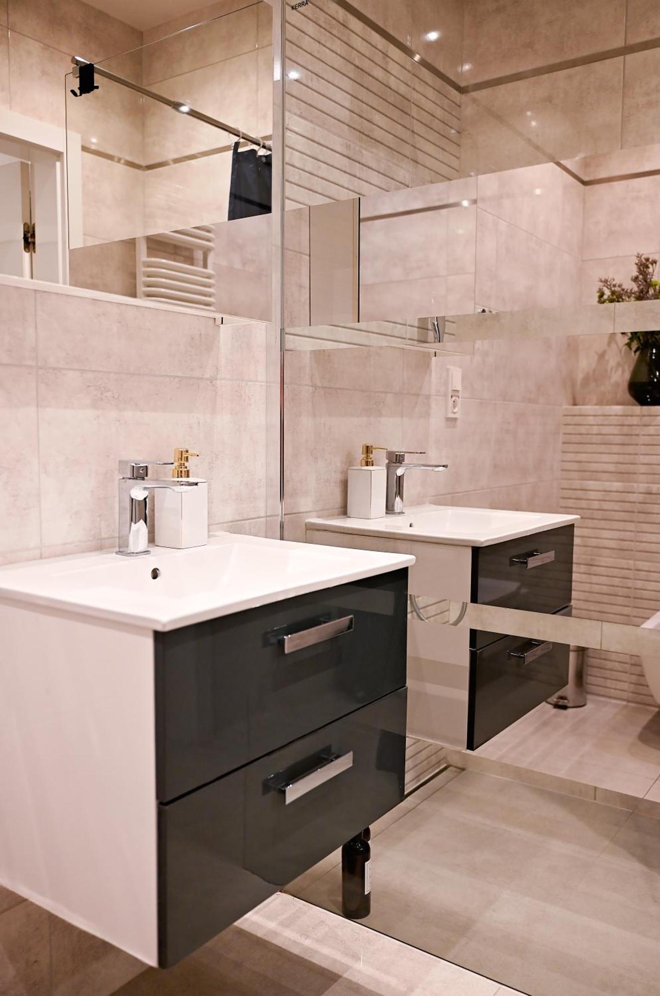 Apartament 3 In Mennica