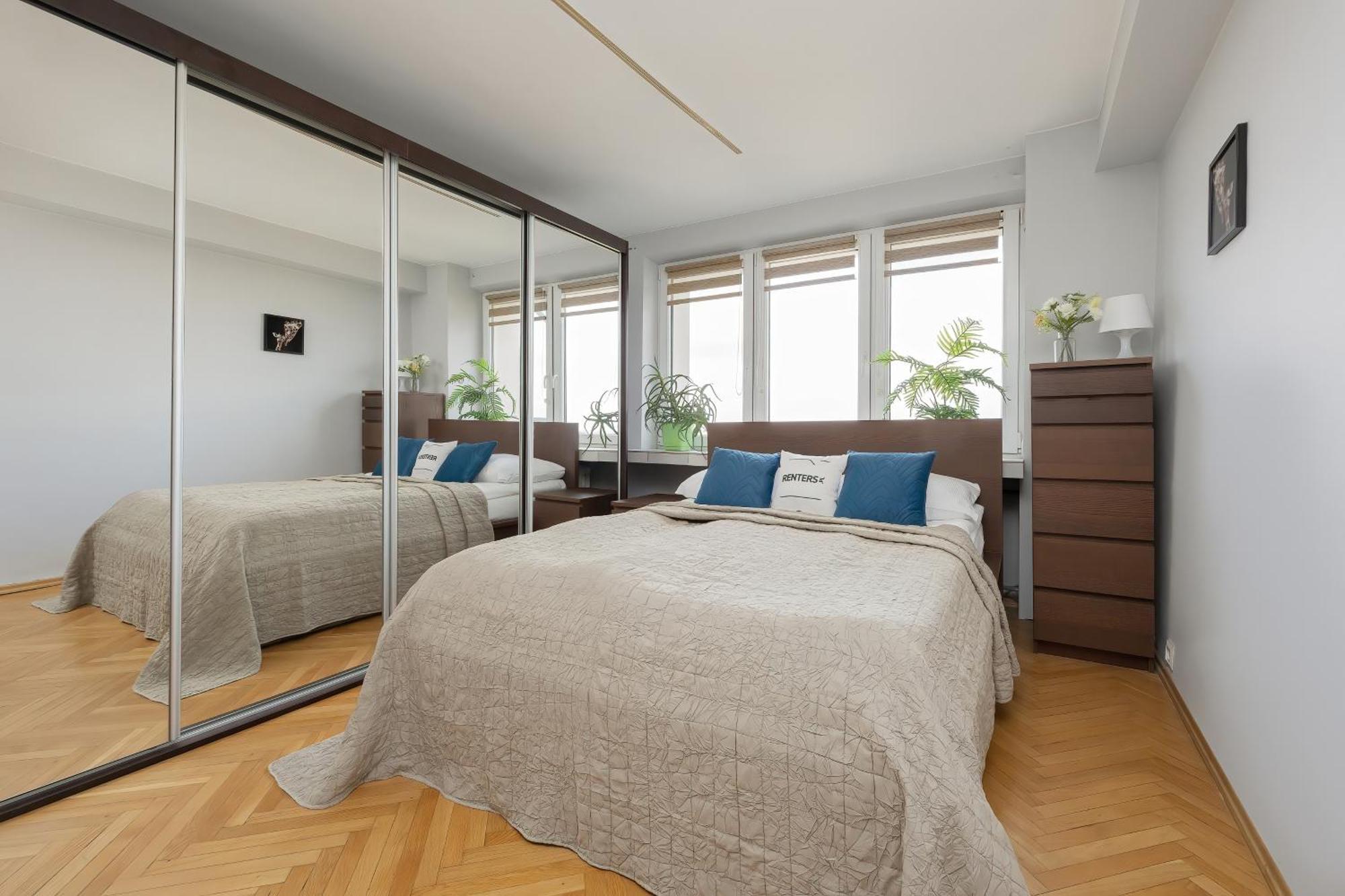 Apartment Salezego Near Pge Narodowy By Renters