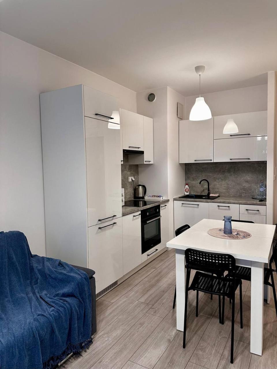 Apartament Wola Z Ogrodkiem