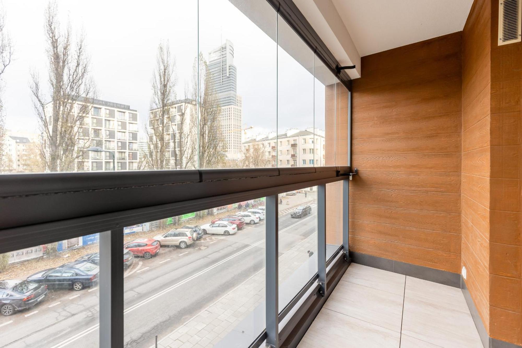 Grzybowska With Air Conditioning & Balcony By Renters Prestige Apartamento *