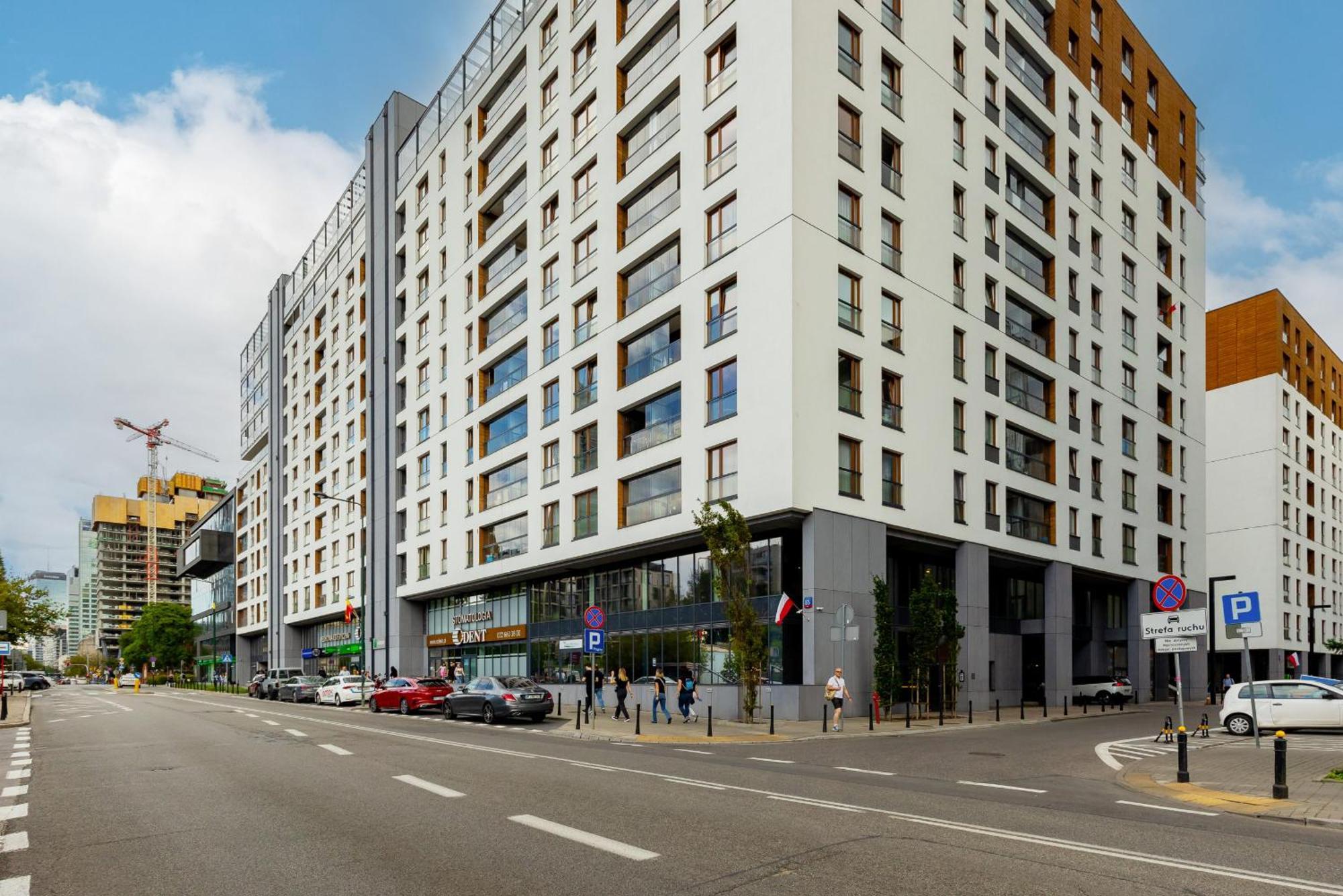Grzybowska With Air Conditioning & Balcony By Renters Prestige * Varsóvia
