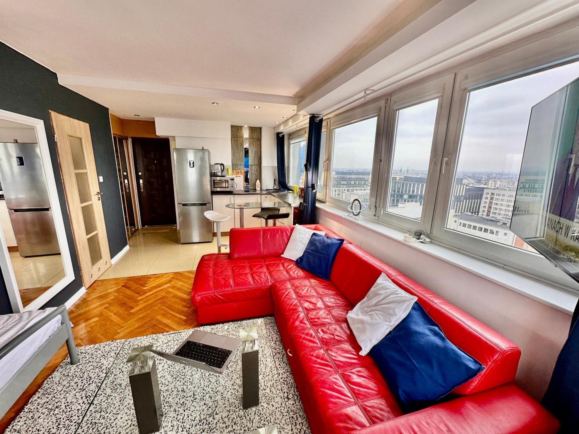 Sawa 6 Metro Fast Wifi 70'tv Panorama Hbo, Netflix, Dsiney+ Warsaw