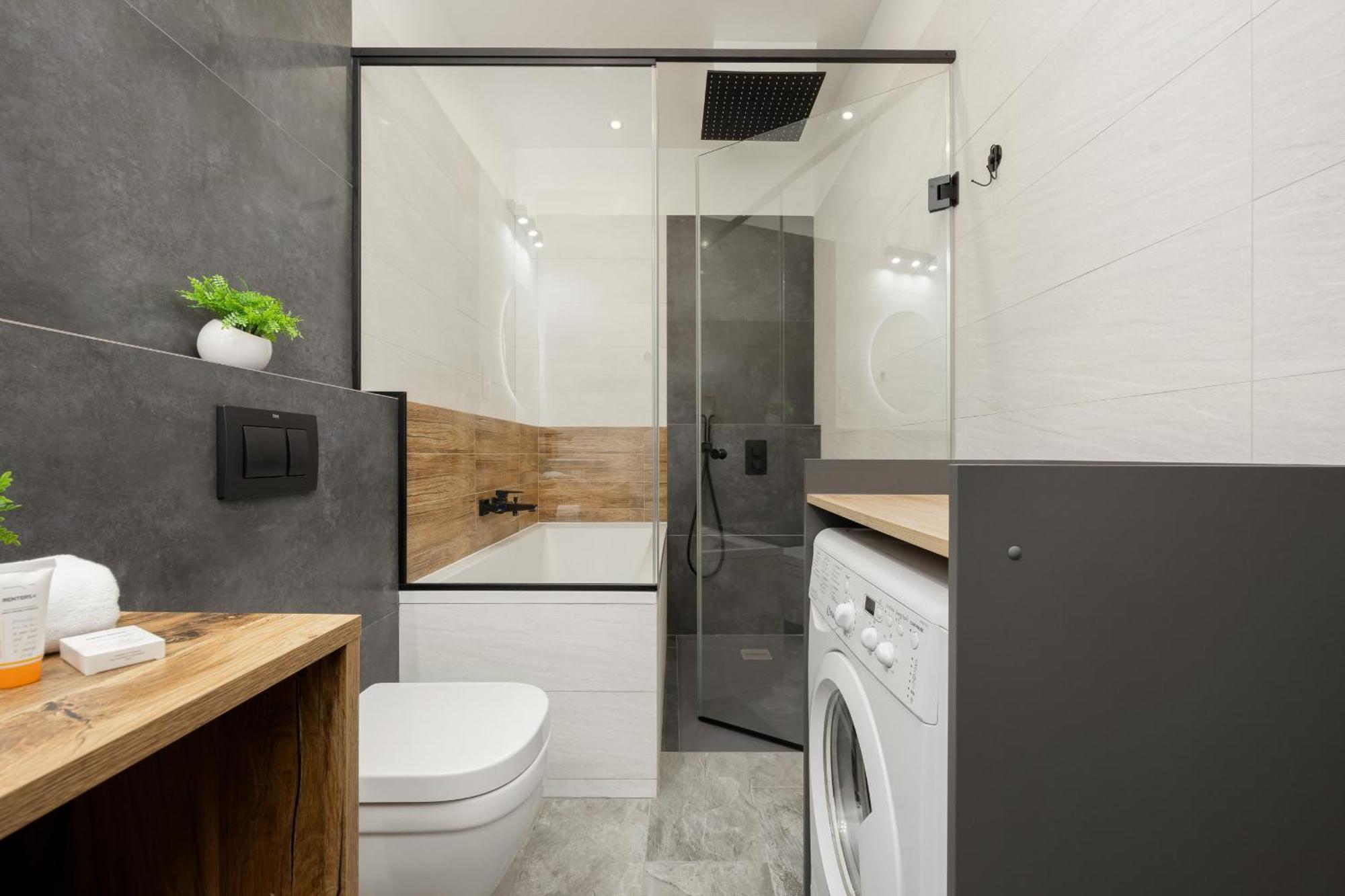 Apartment Luxury With Furnished Terrace, Garden And Parking By Renters