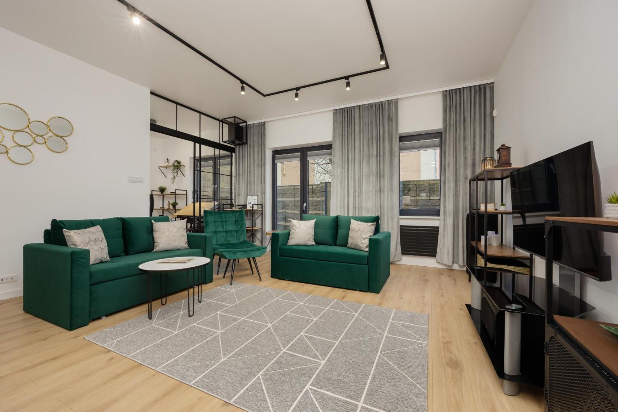 Luxury With Furnished Terrace, Garden And Parking By Renters * Warsaw