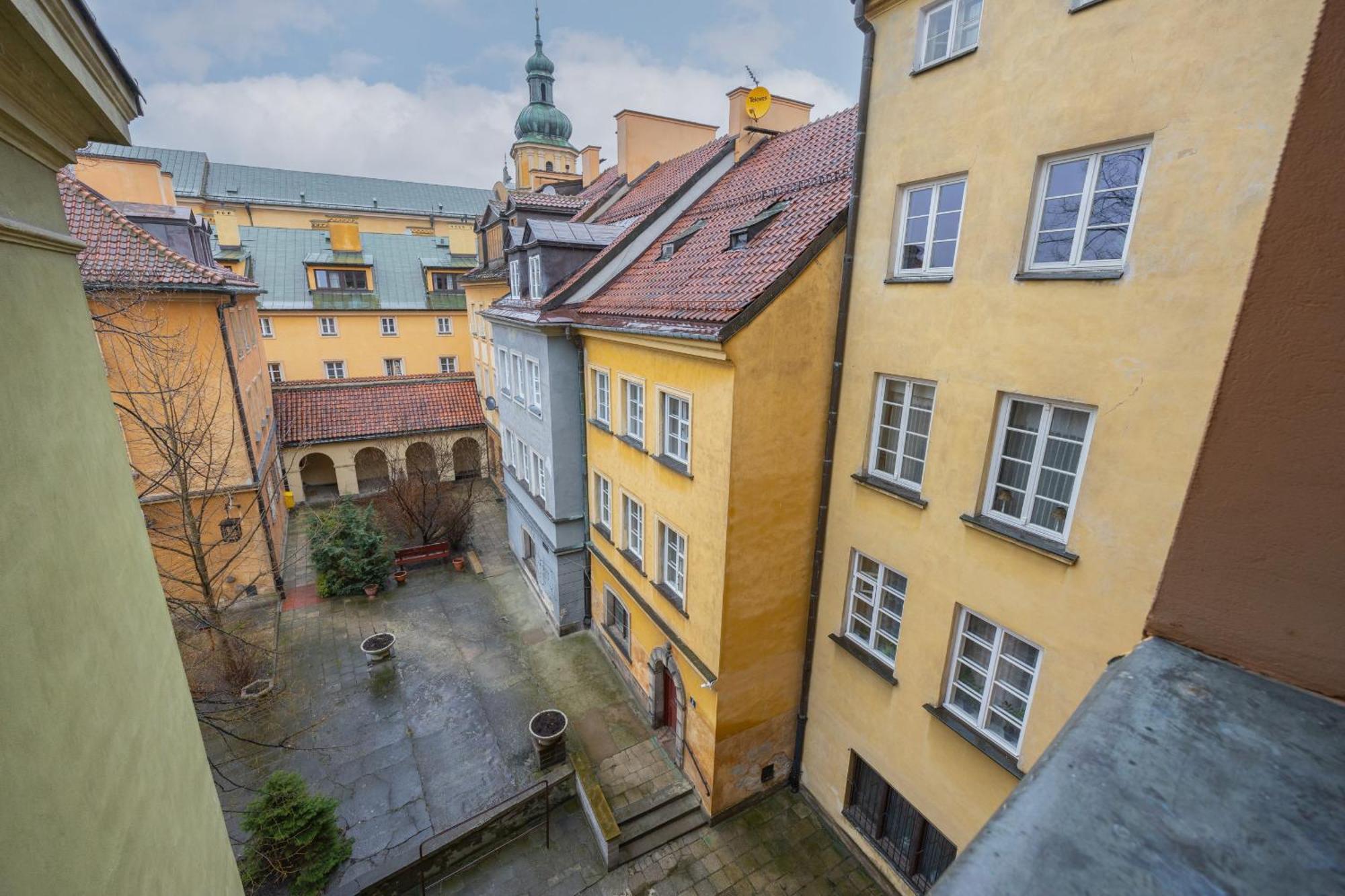 Plac Zamkowy In By Rent Like