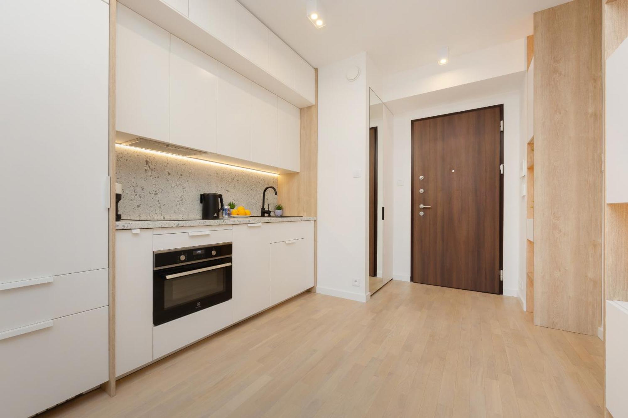 Luxury Mennica By Renters Prestige Apartment
