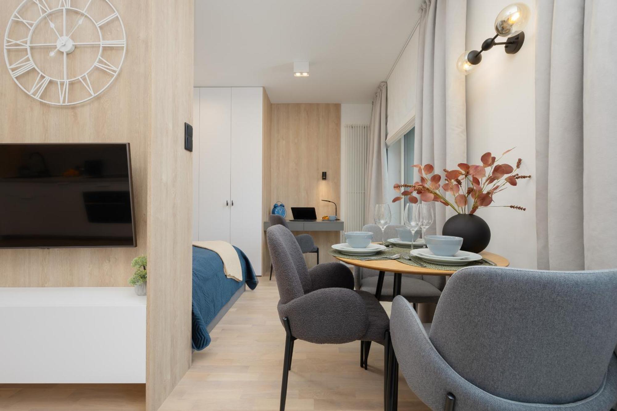 Luxury Mennica By Renters Prestige Warsaw