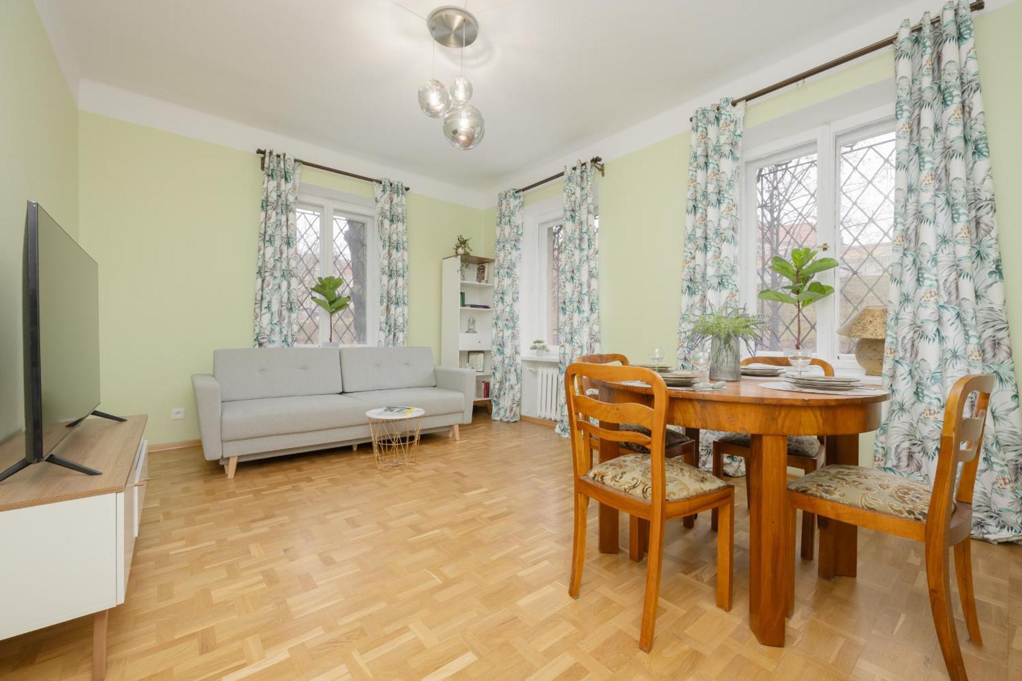 Apartment Royal Castle View By Renters *
