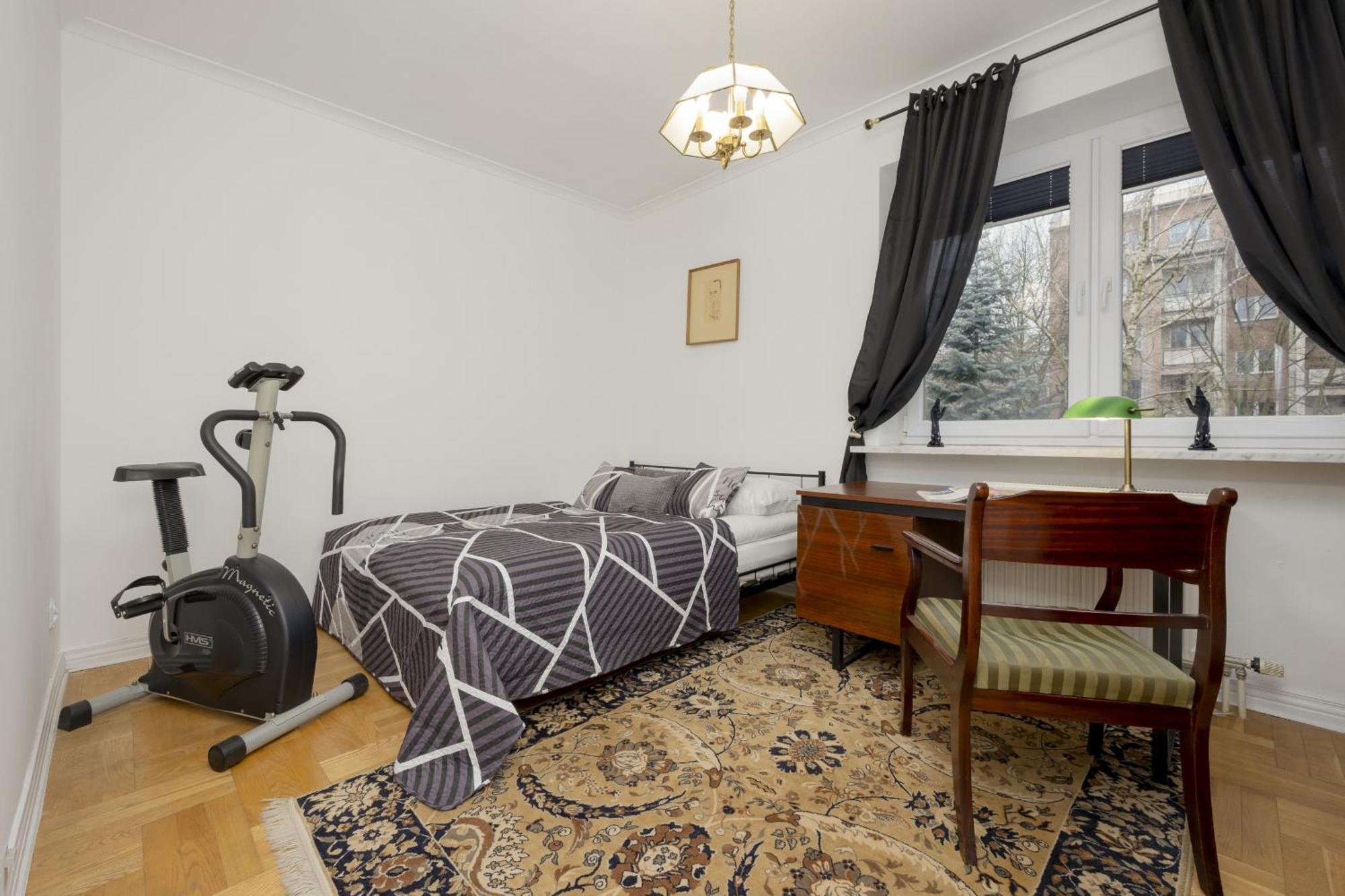 Vintage Sengera Cichego With 3 Bedrooms By Renters Apartament *