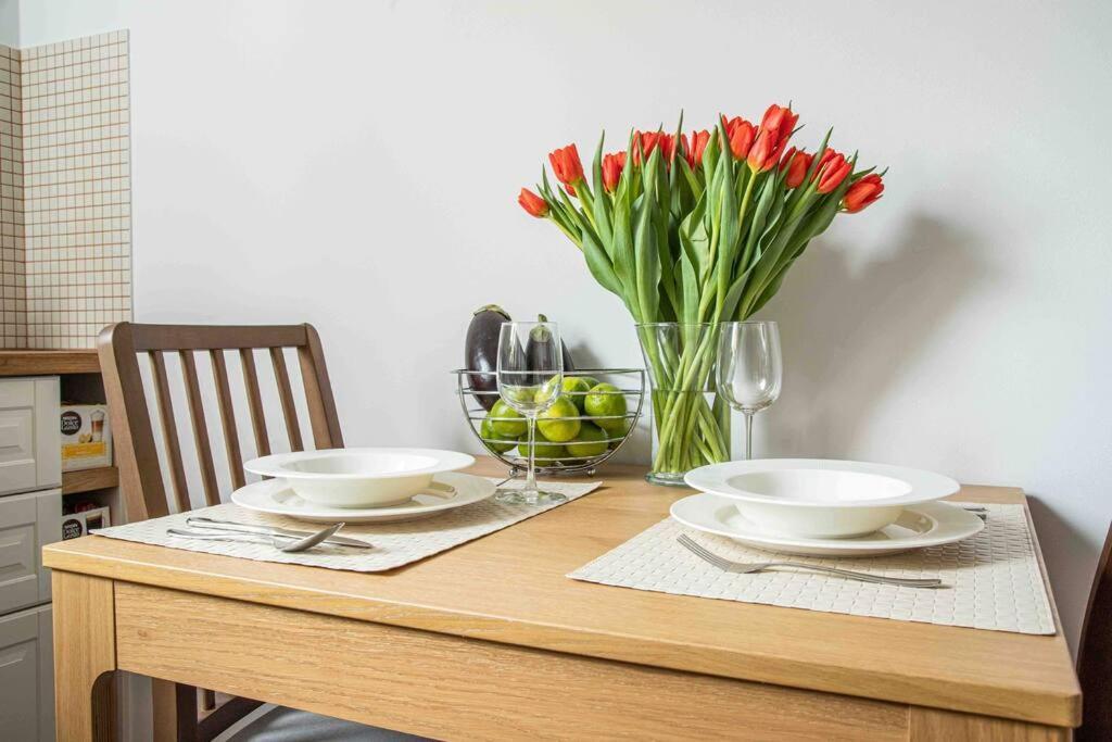 Wyzwolenia , Lazienki Park & Zbawiciela Sq. 2' Apartament Warszawa
