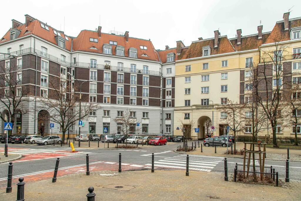 Wyzwolenia , Lazienki Park & Zbawiciela Sq. 2' Apartment Warsaw