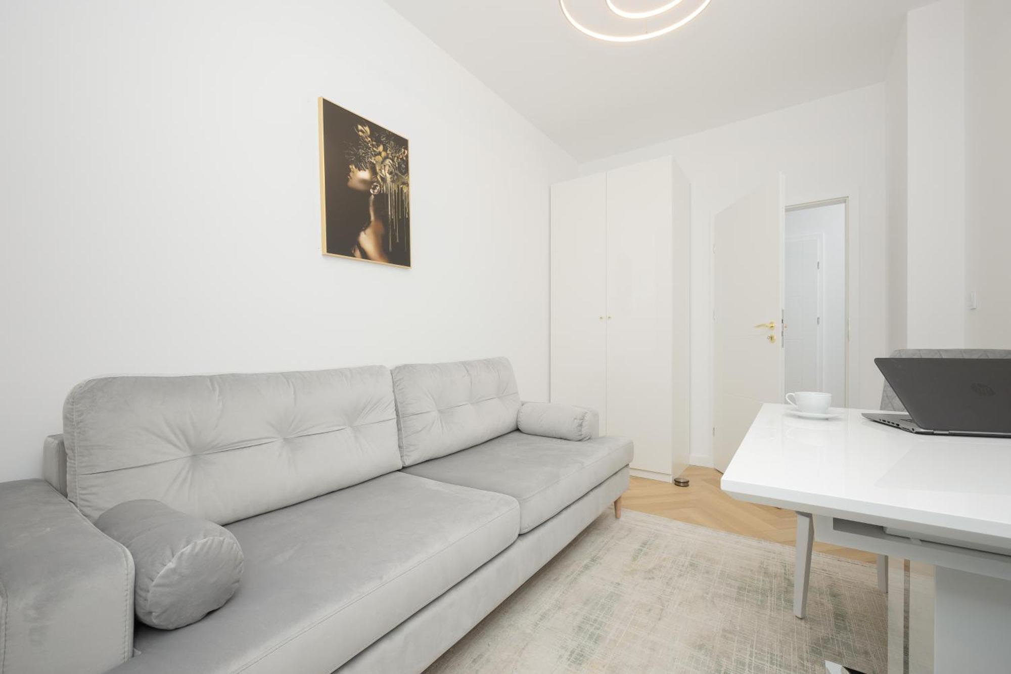 Apartament Lux Grzybowska With Parking By Renters Prestige