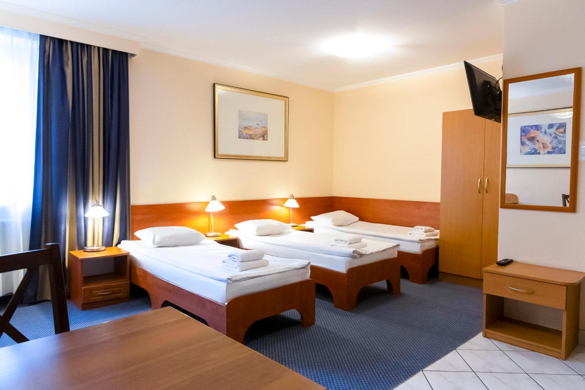 Metro Wileńska Hotel apartamentowy 2*