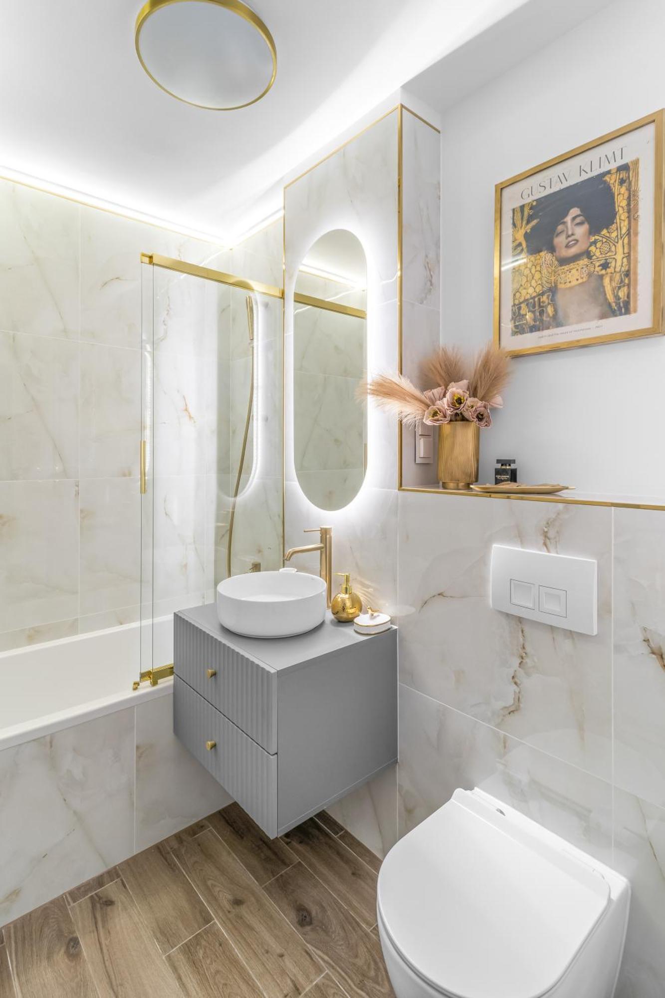 Apartment Elegant For Two In The Centre Metro Rondo Onz *