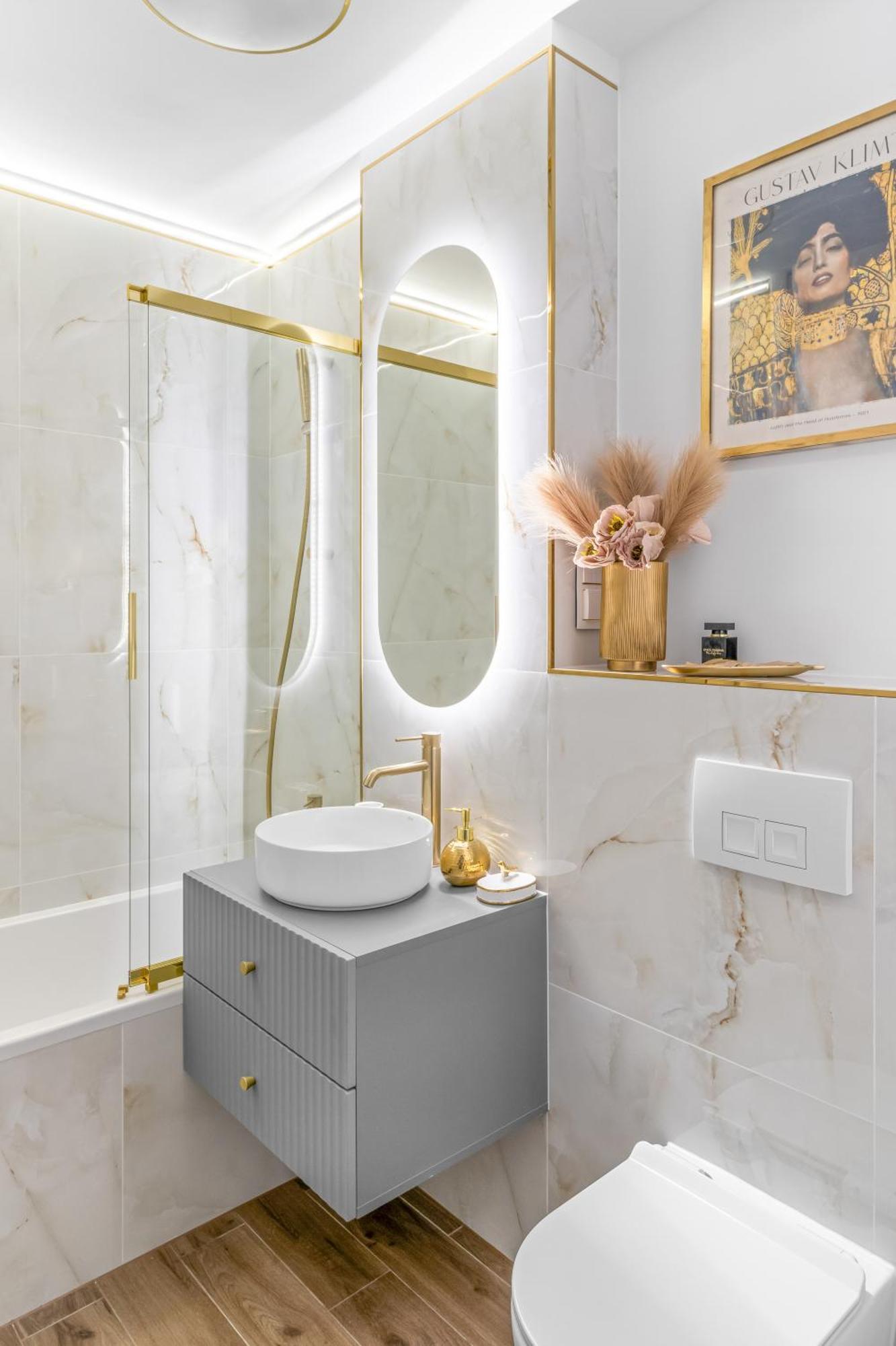 Apartment Elegant For Two In The Centre Metro Rondo Onz