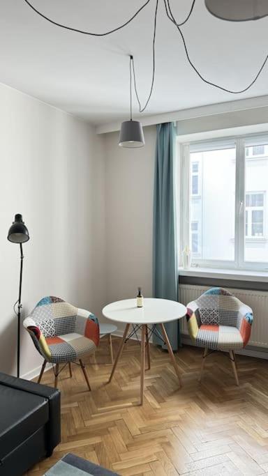 Flat In The Heart Of Apartment