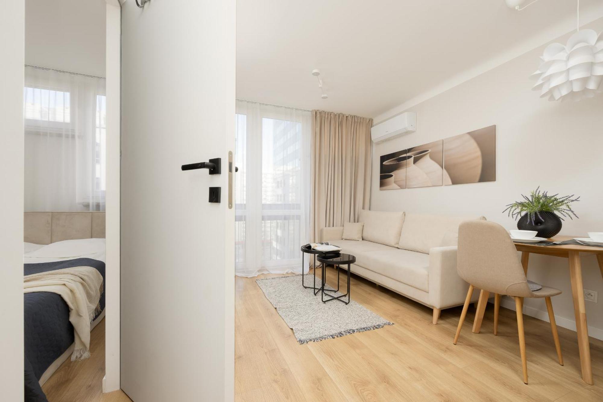 Pereca Stylish & Air Conditioning By Rent Like