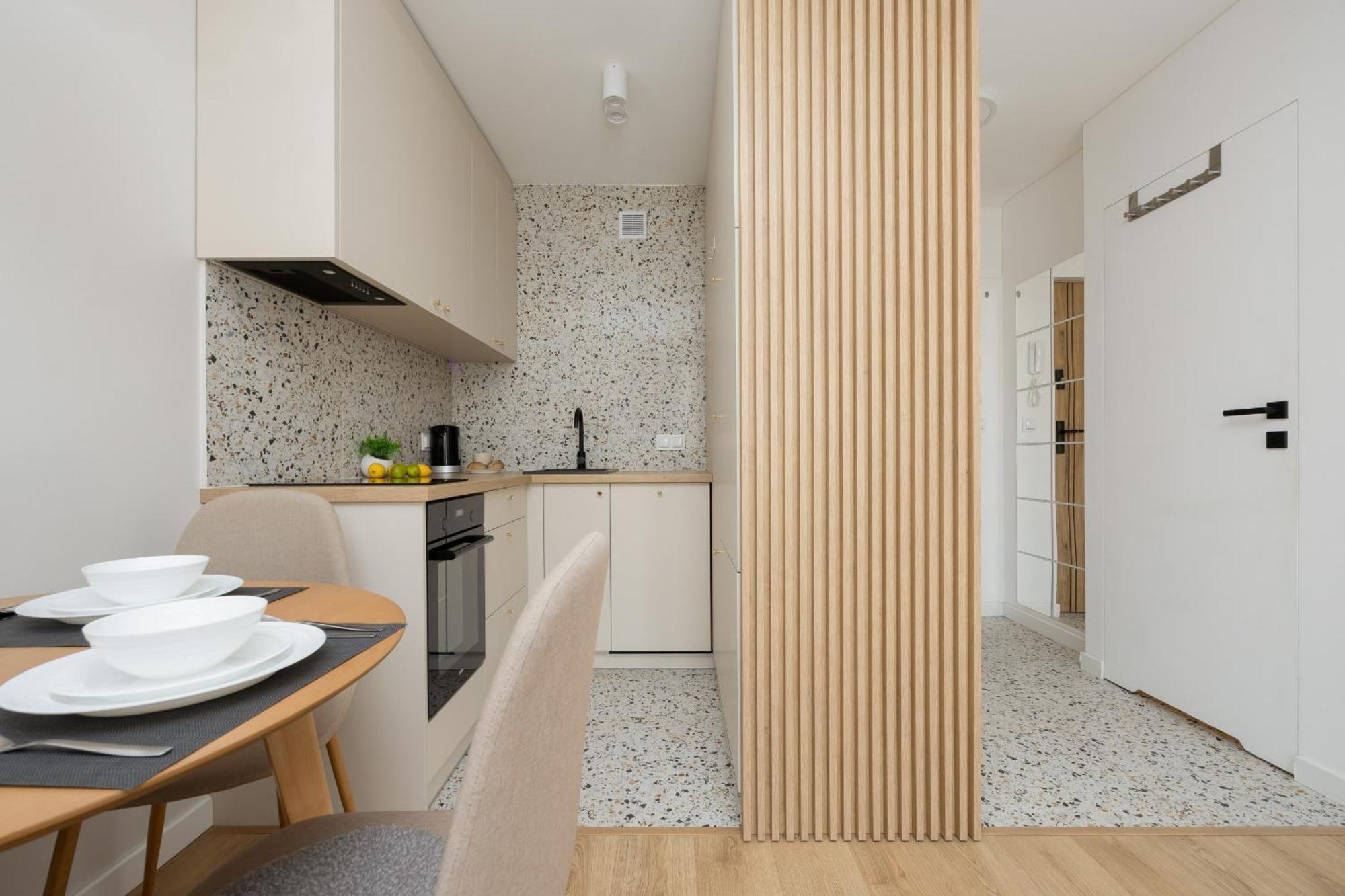 Pereca Stylish & Air Conditioning By Rent Like *
