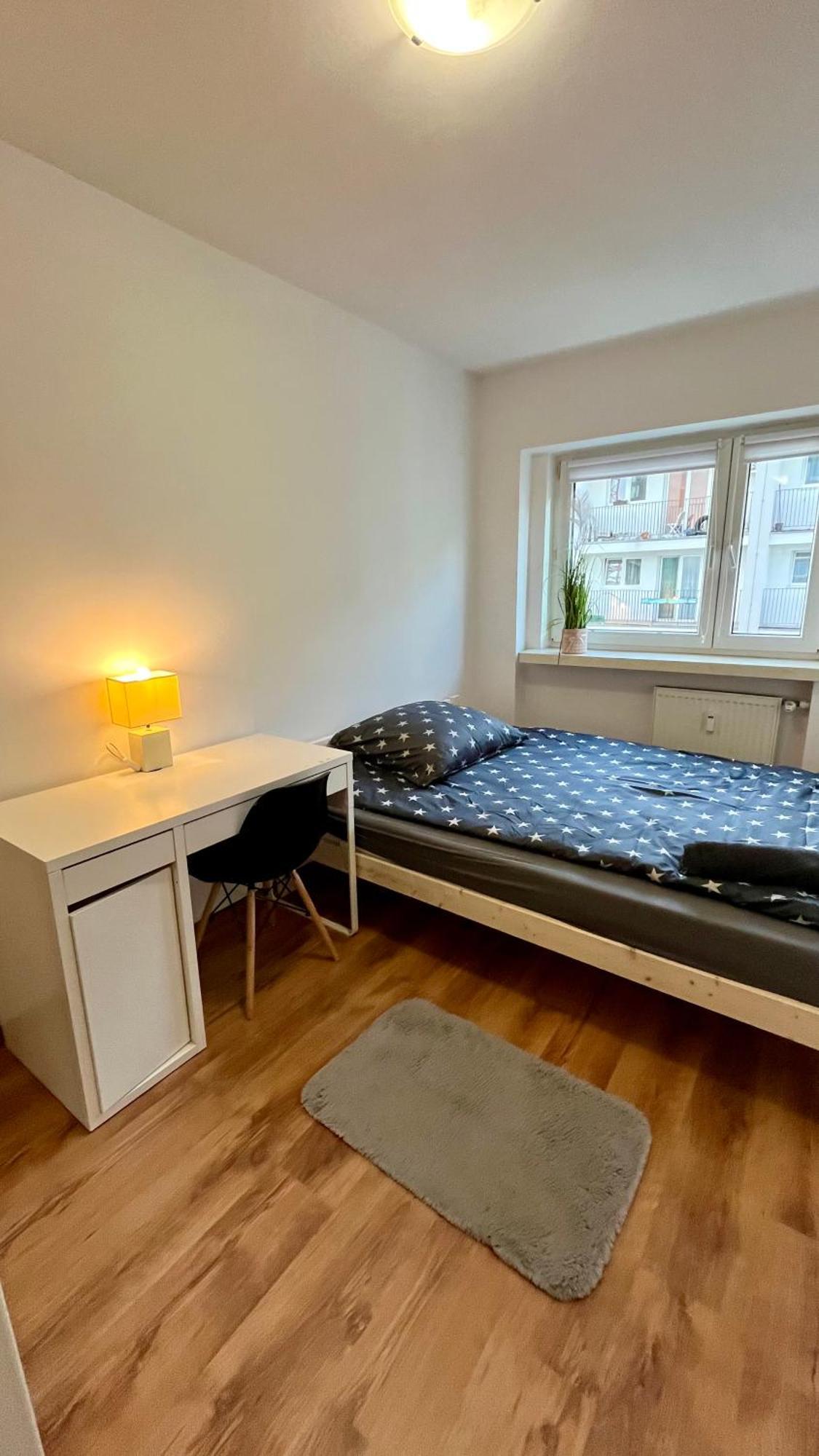 Ở trọ In - C106b Warsaw