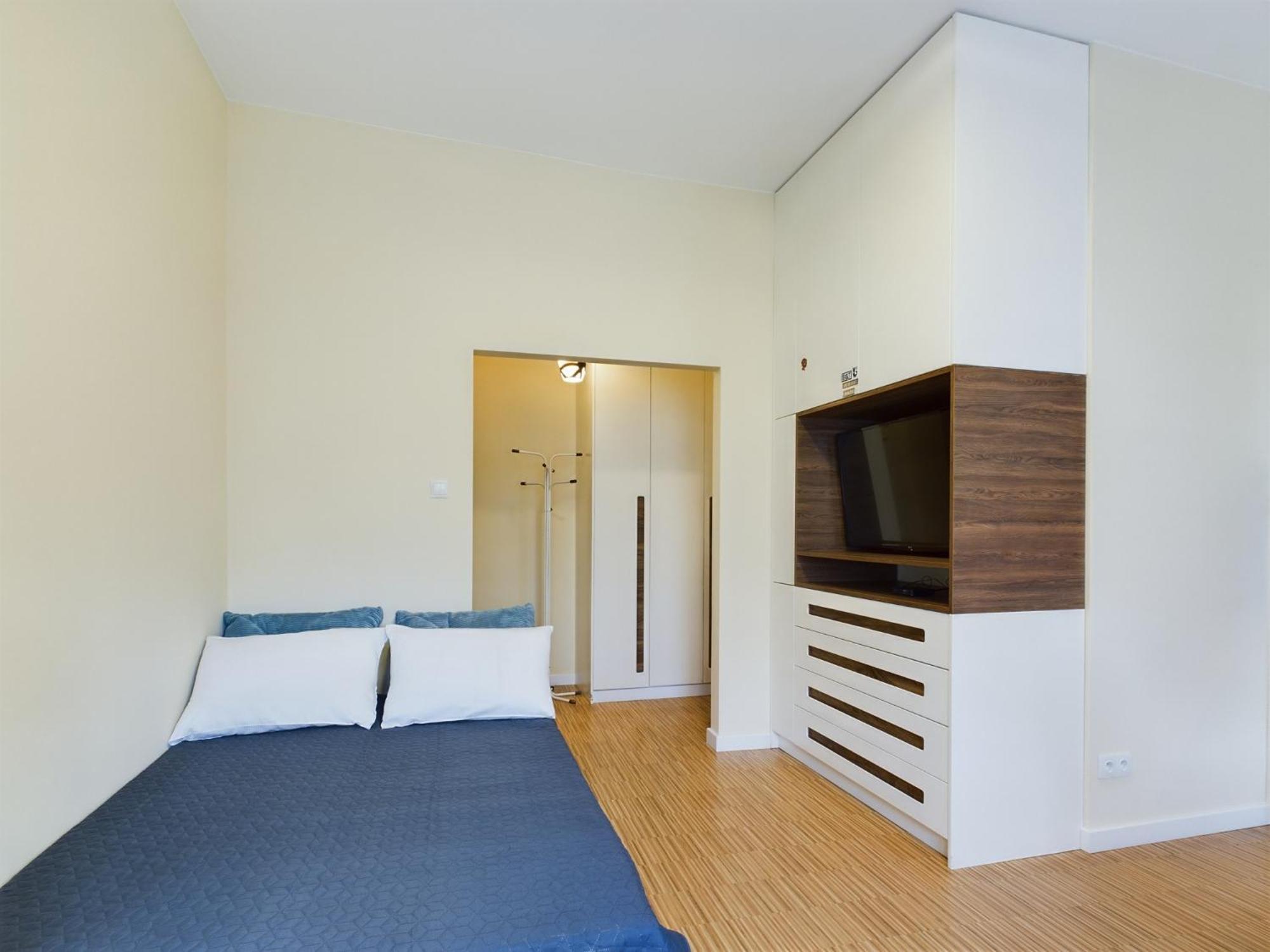 Bright Near The Palace Of Culture & Science By Renters * Warsaw
