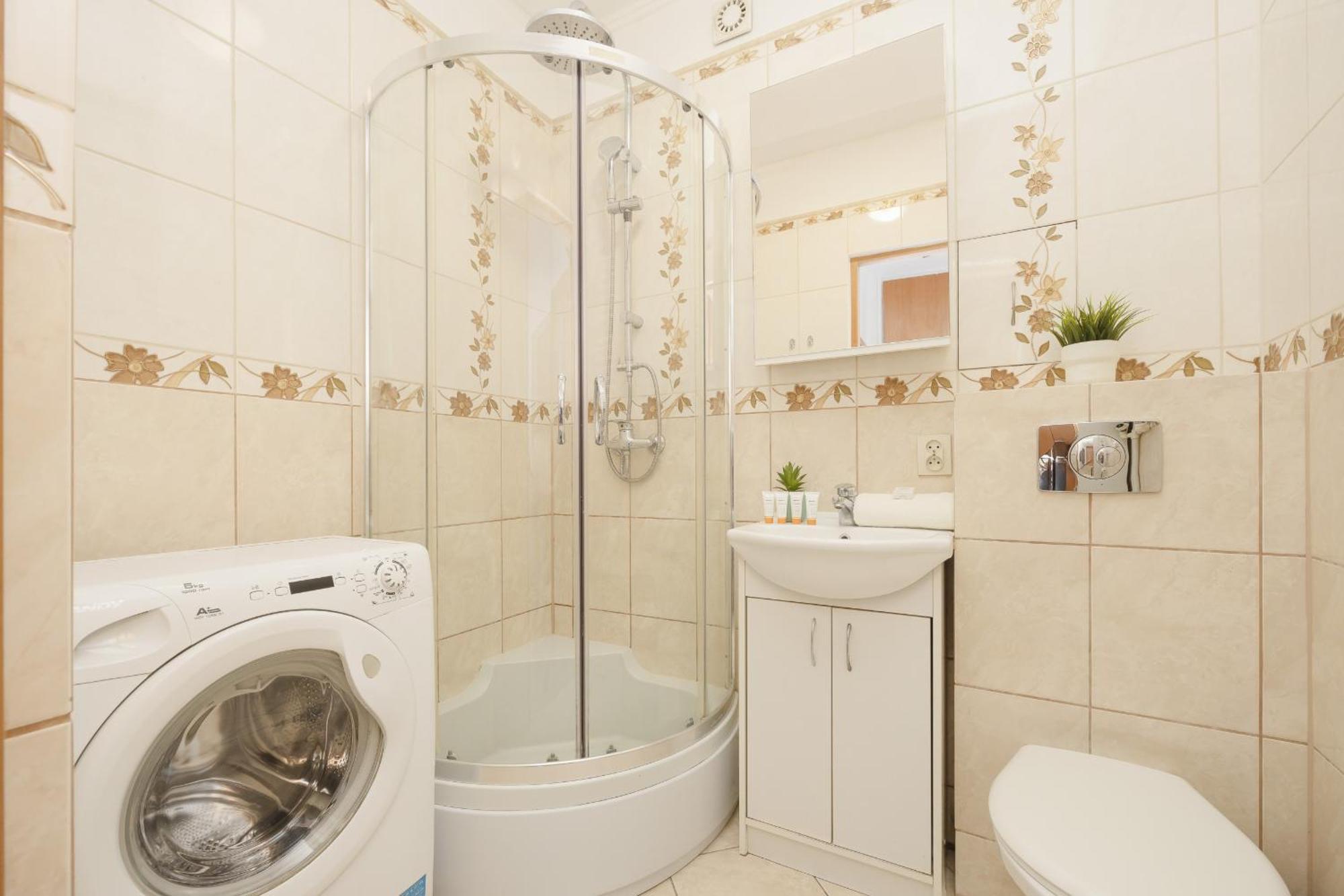 Apartment Cozy & Comfortable Grodeckiego By Renters *