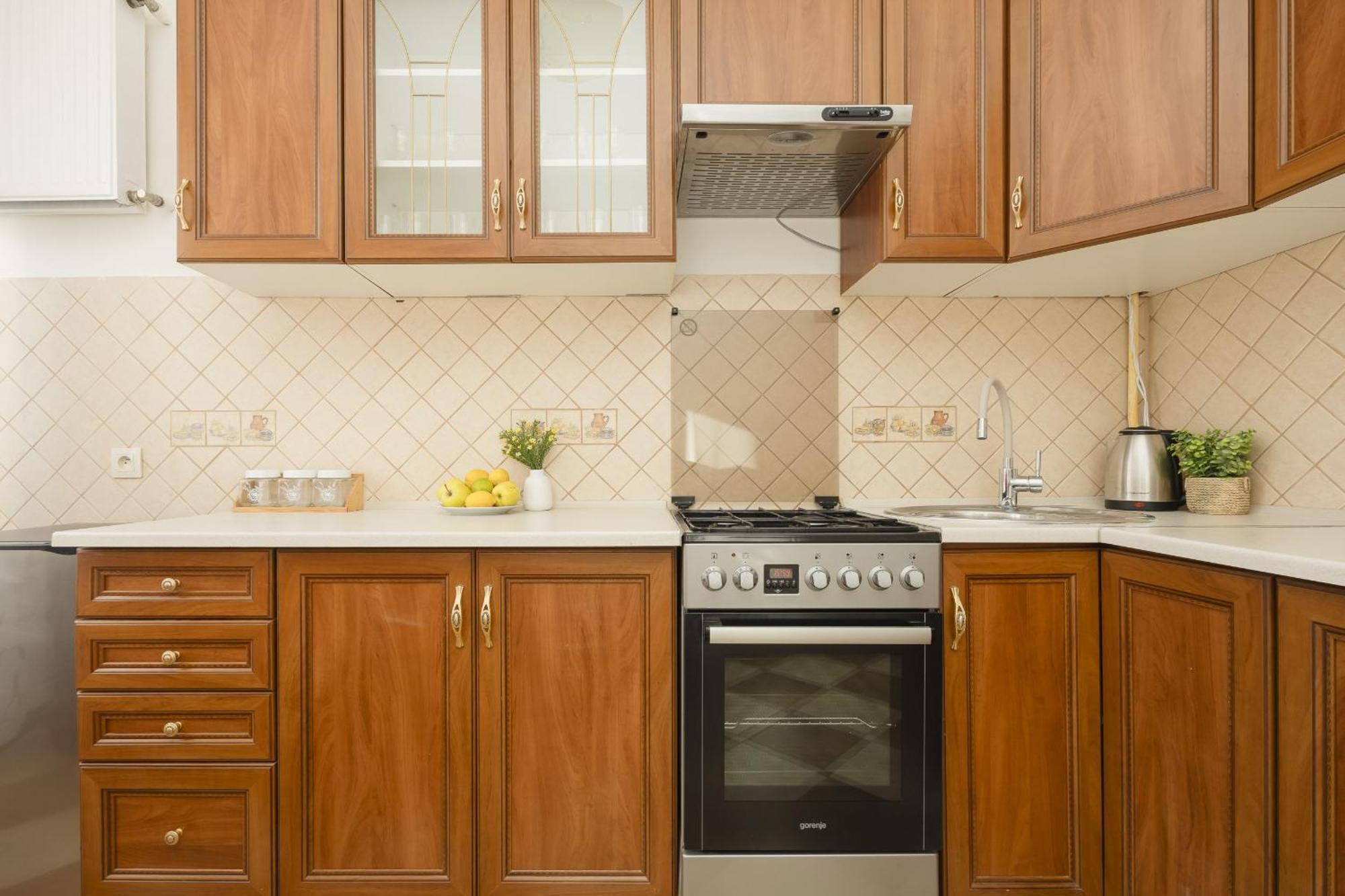 Cozy & Comfortable Grodeckiego By Renters Apartment