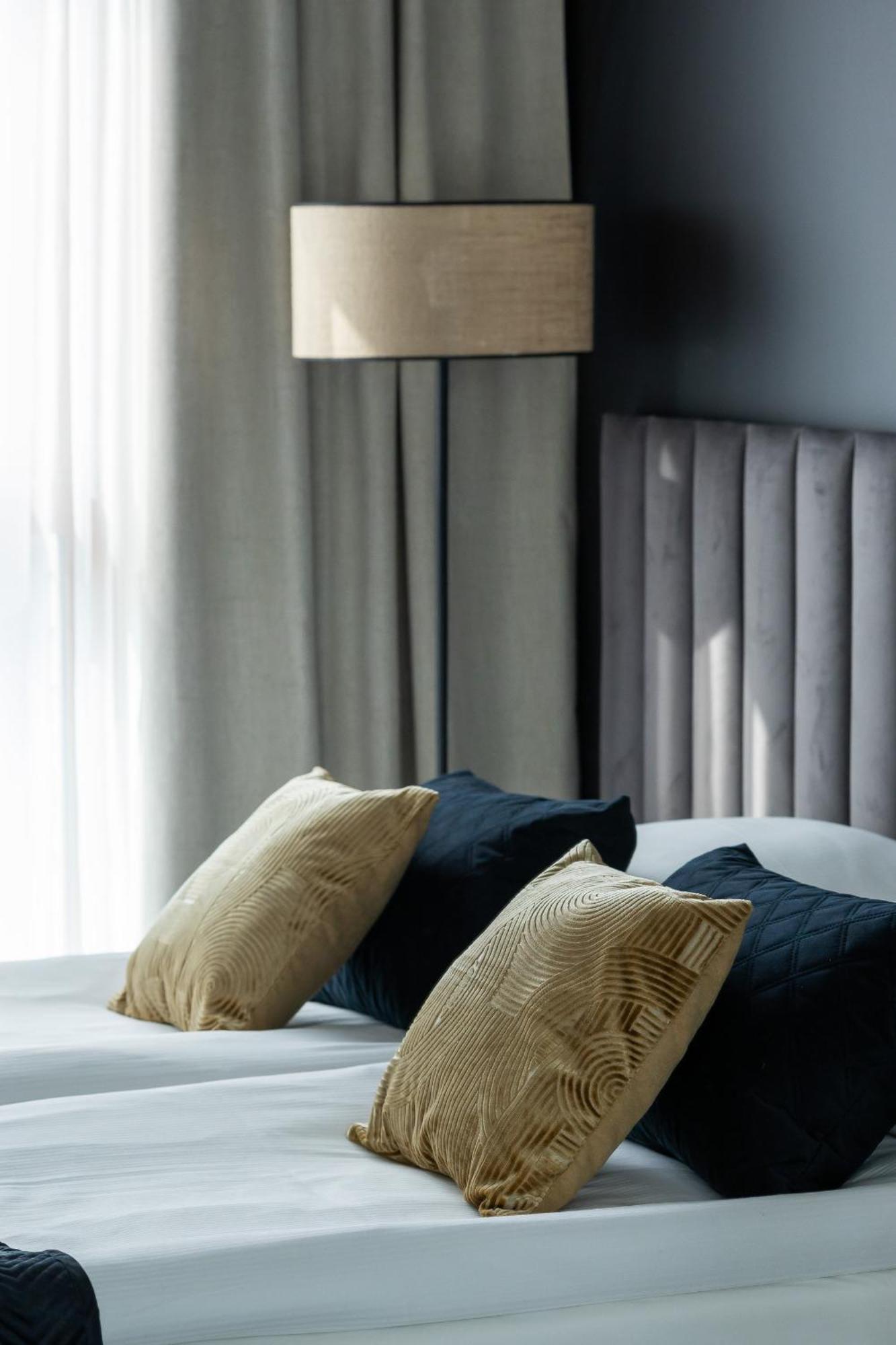 Apartament Cozy With Air Conditioner And Parking By Renters Warszawa
