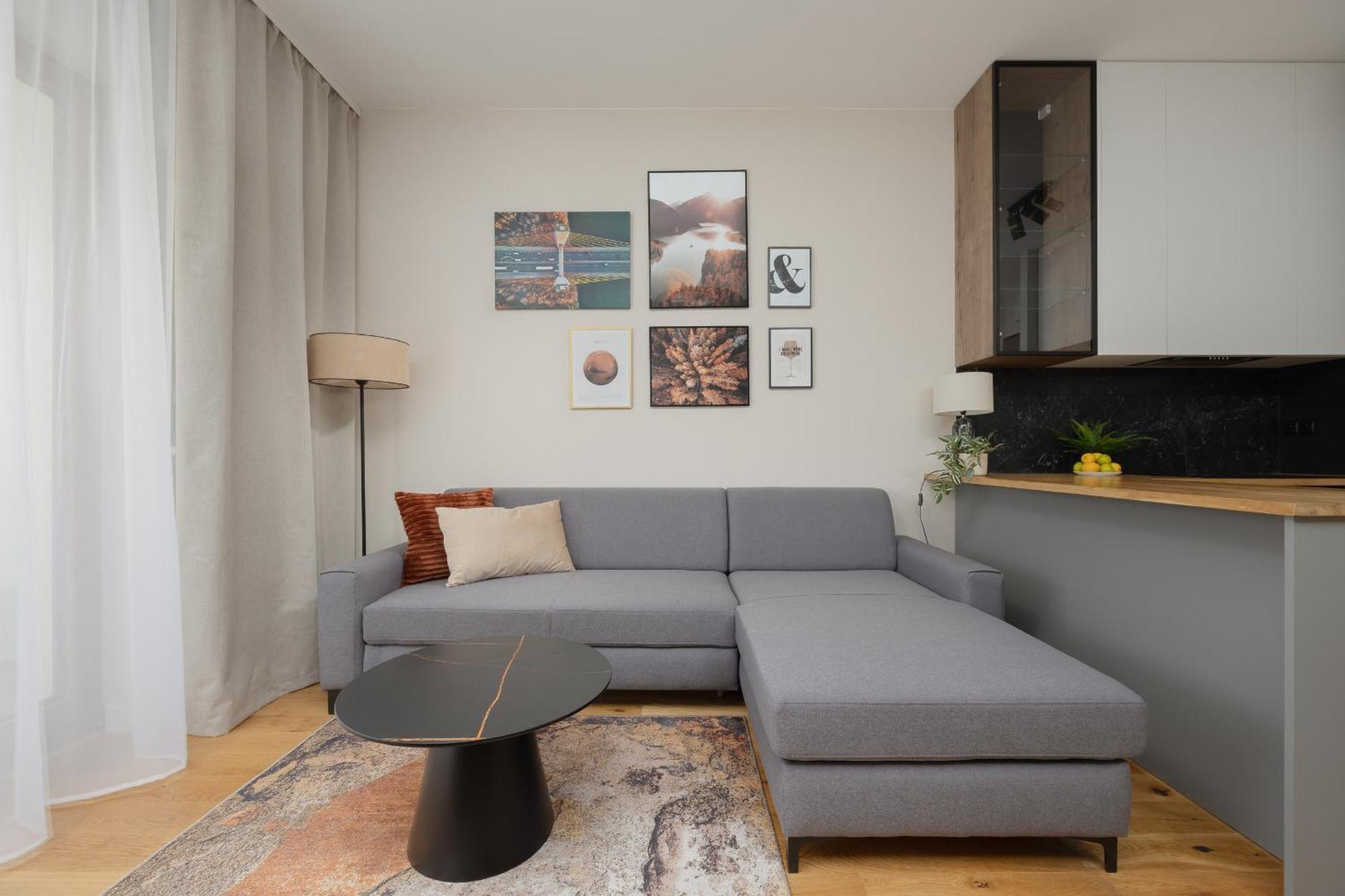 Apartament Cozy With Air Conditioner And Parking By Renters Warszawa