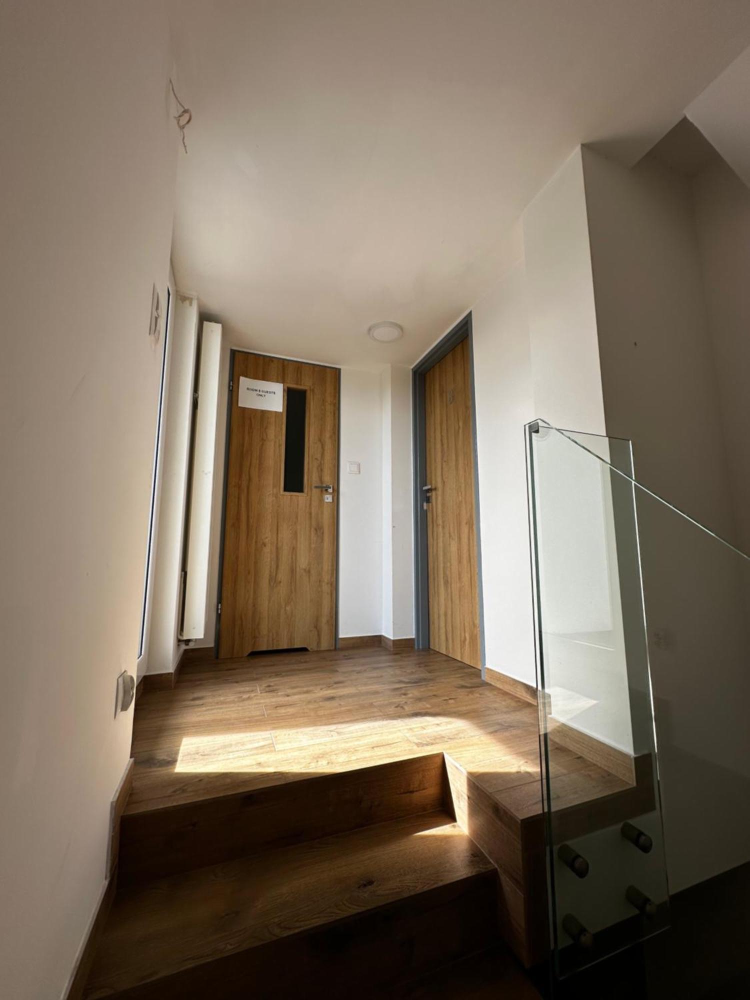 Double Twin #8 With Private Bathroom Guest house *