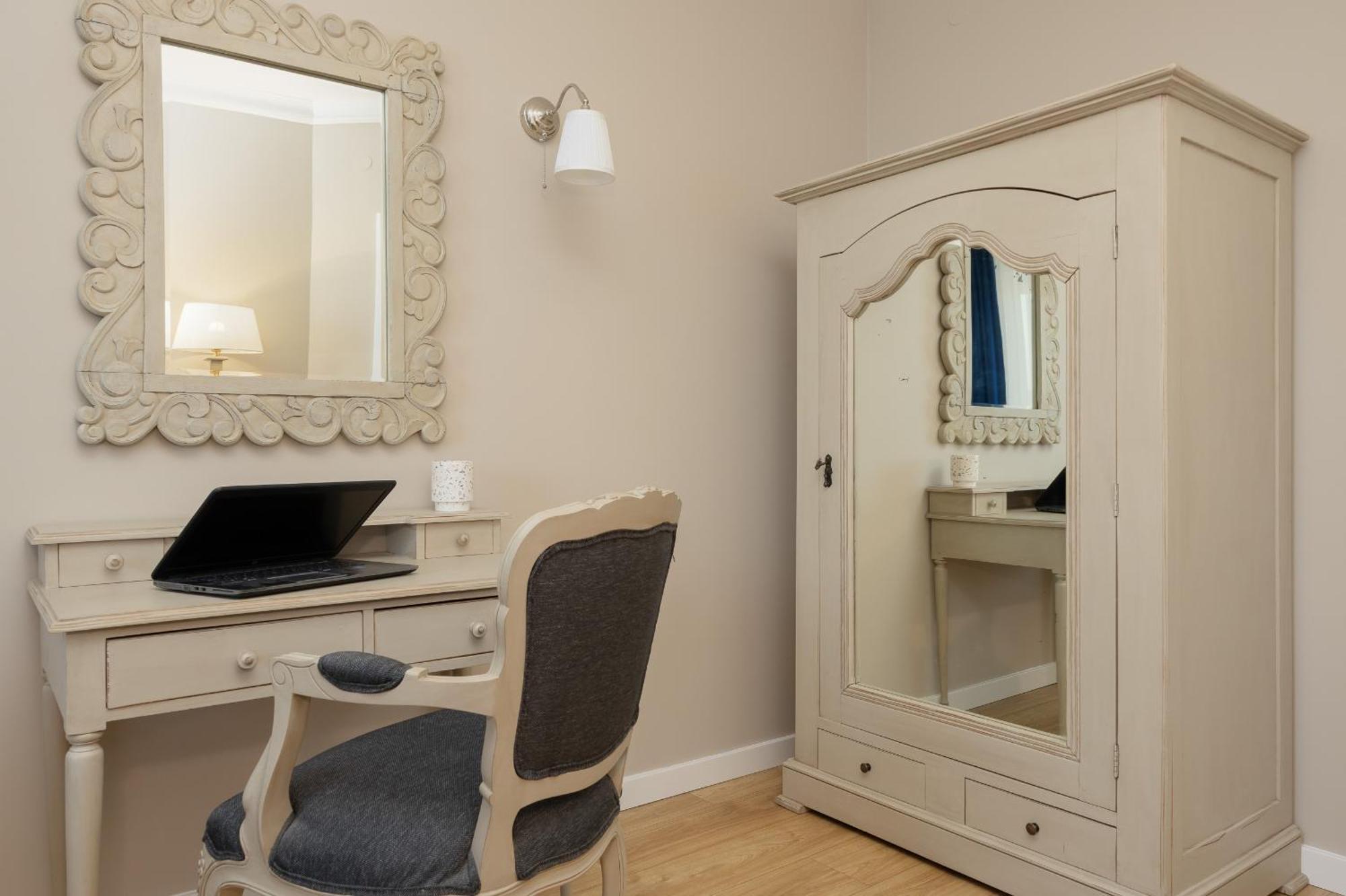 Apartment Beautiful For 6 People With Balcony And Parking In By Renters *