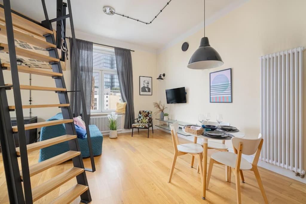 Specious Studio With Entresol In City Center Wwa18 Apartament *