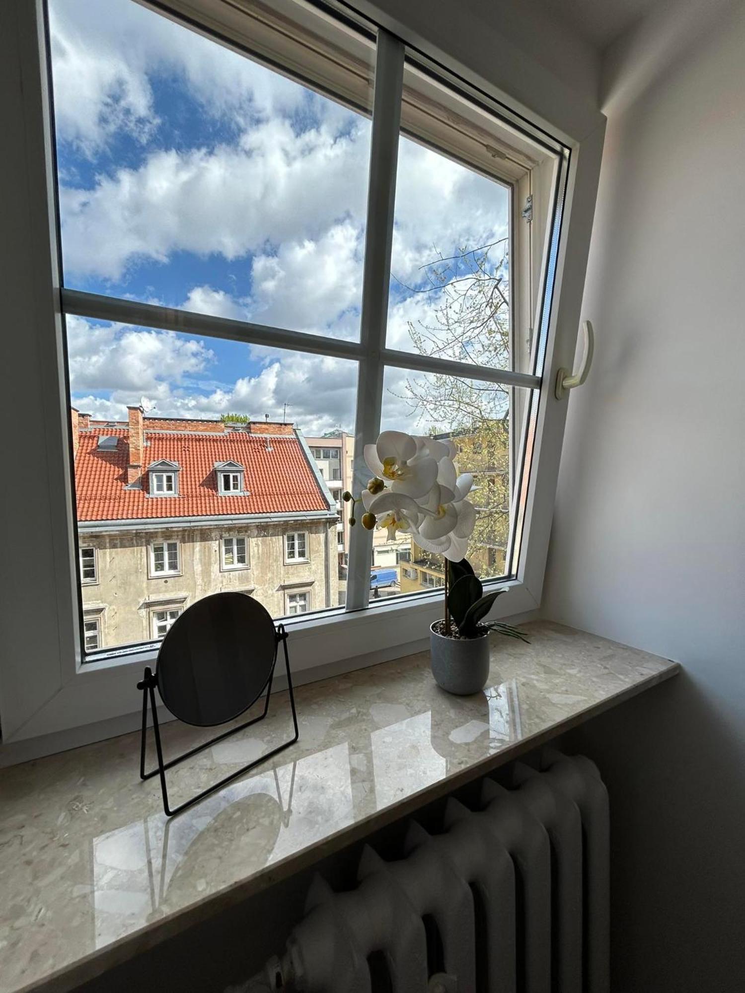 Apartment Old Tenement *