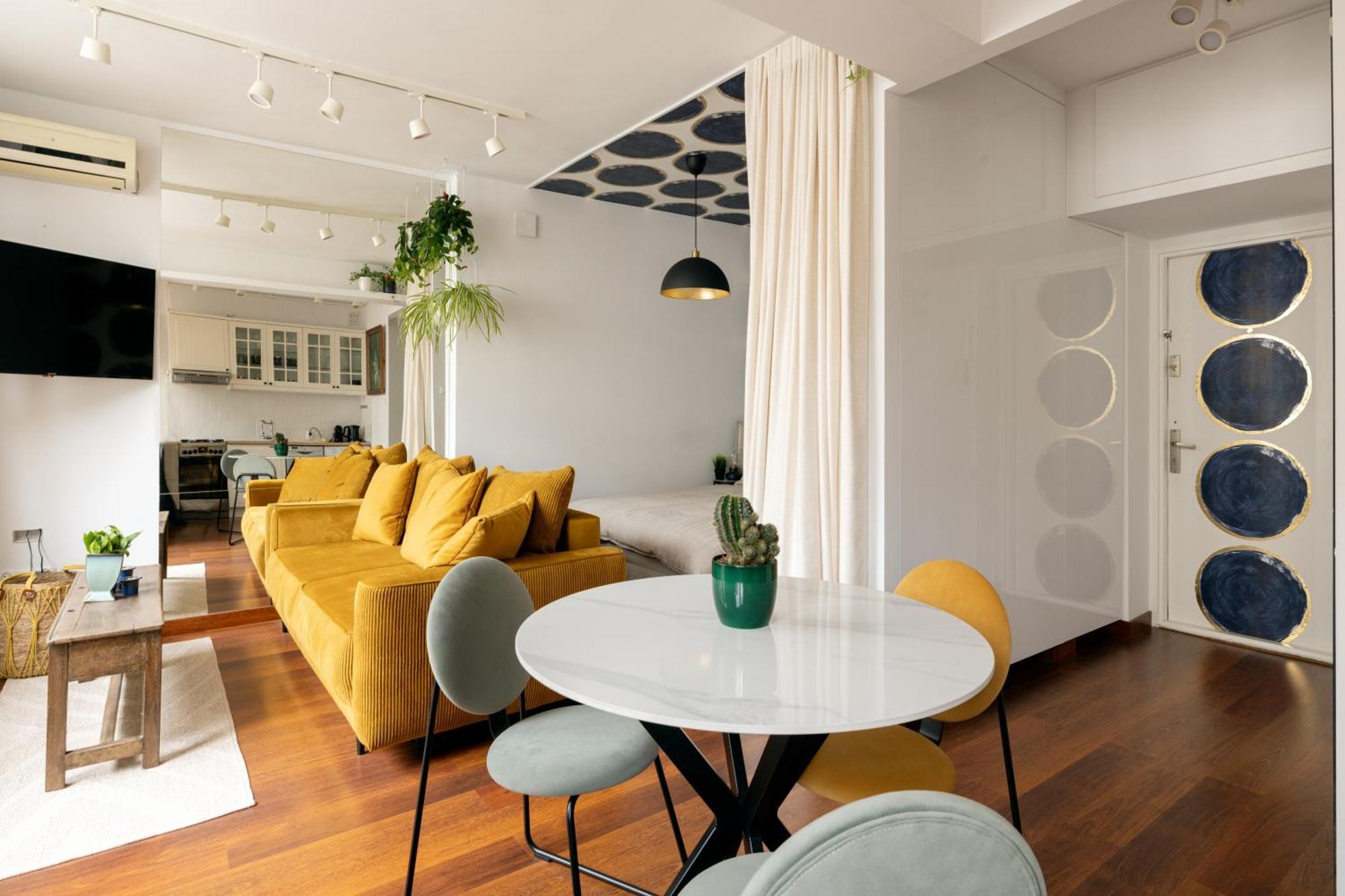Apartment Relax Hoza / Poznanska