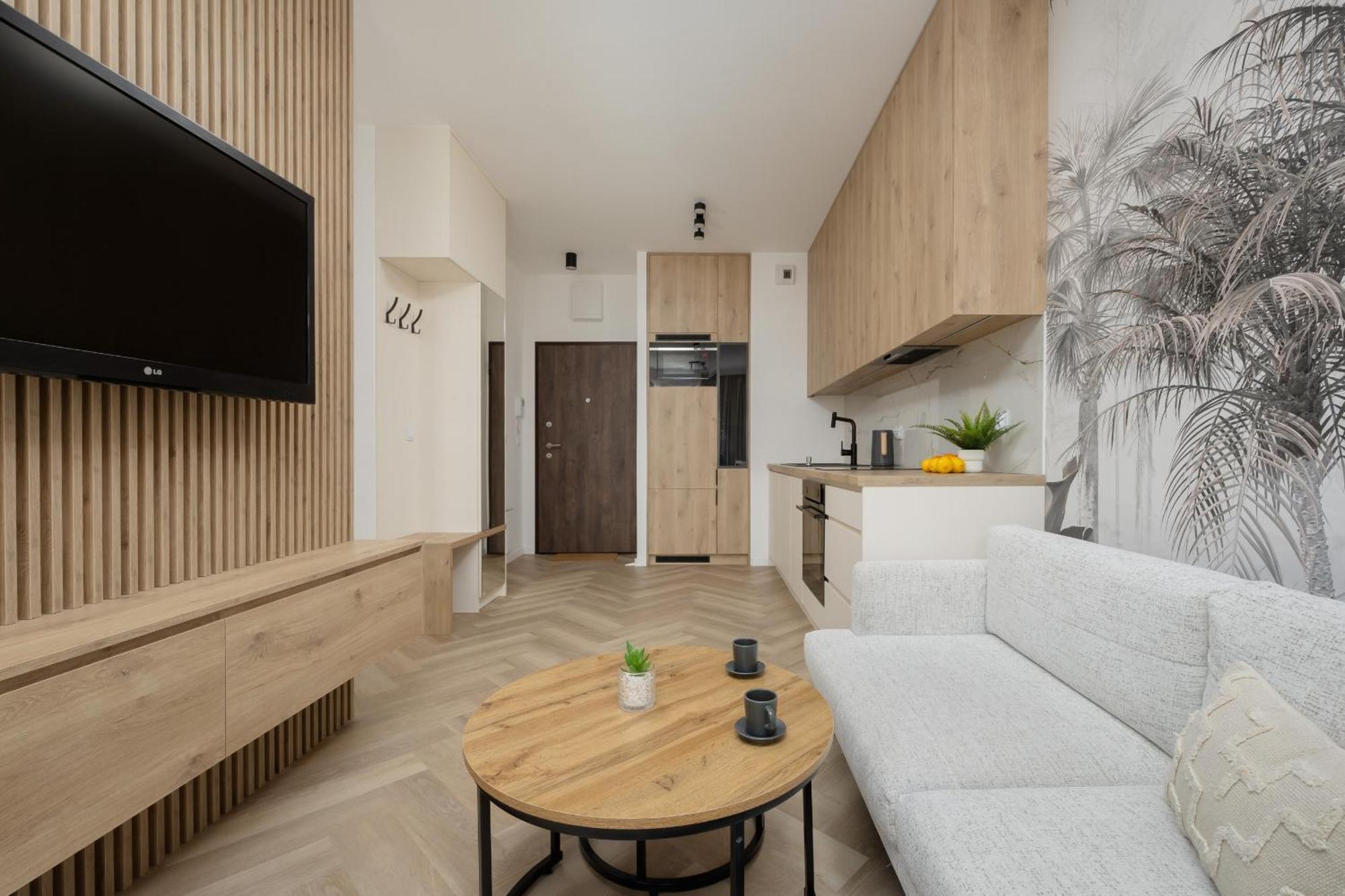 Elegant Mokotow With Balcony And Parking By Renters * Warsaw