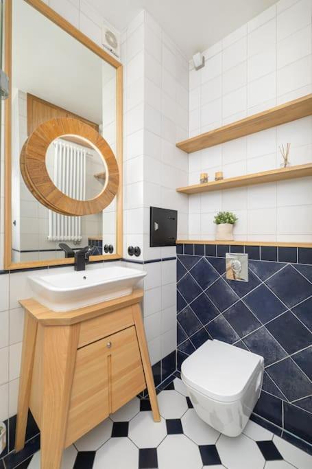 Specious Studio With Entresol In City Center Wwa18 Apartment *