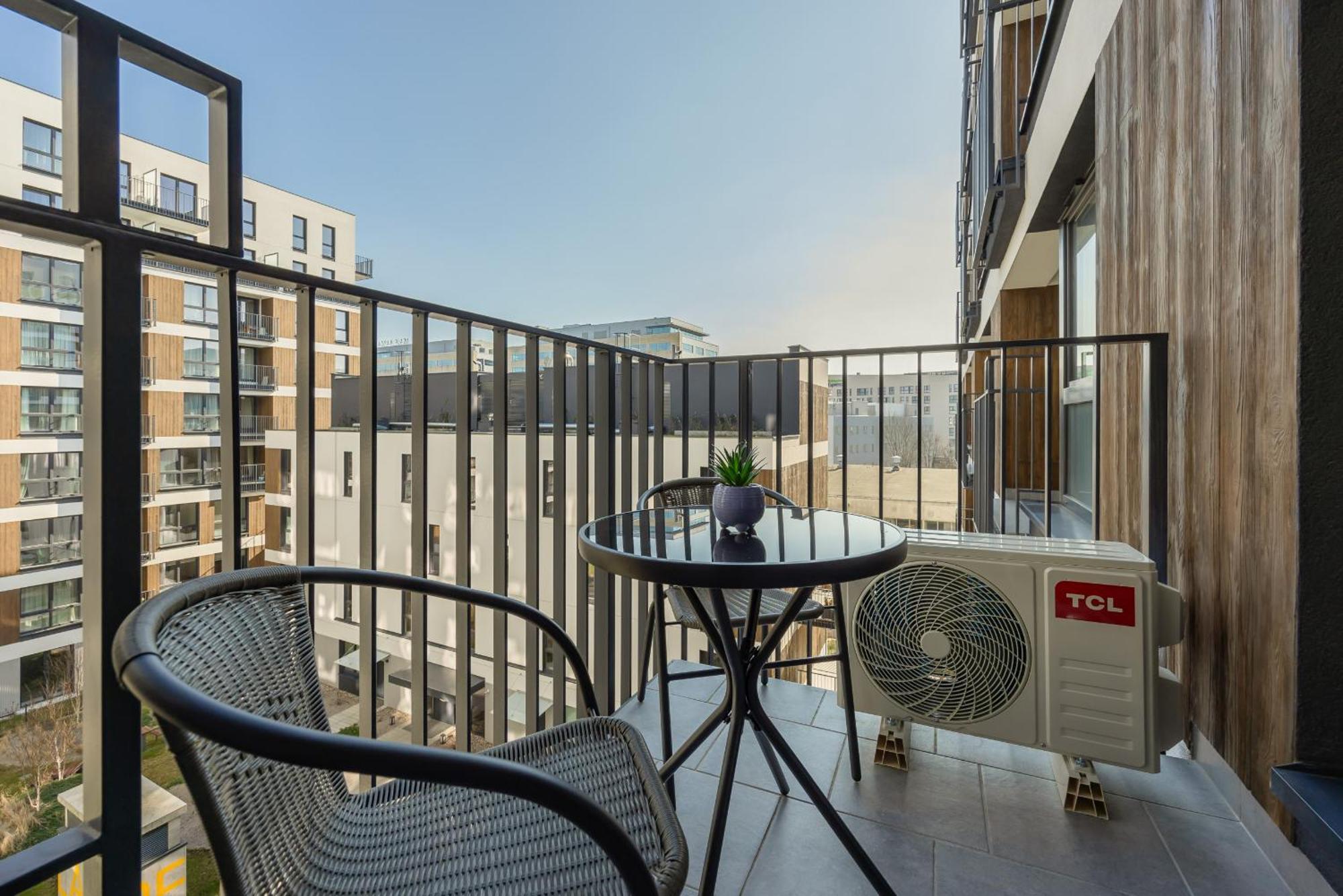 Elegant Mokotow With Balcony And Parking By Renters * Warsaw