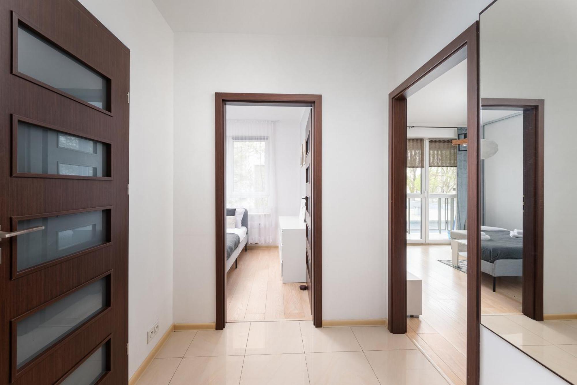 Apartment Aleja Krakowska Comfy Warsaw