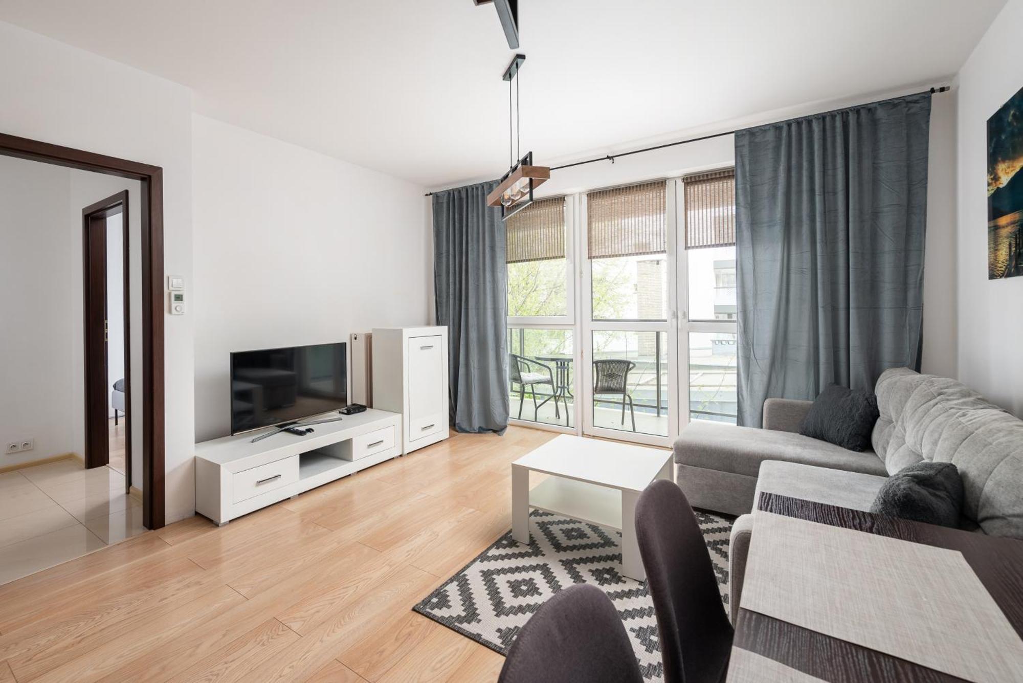 Aleja Krakowska Comfy * Warsaw