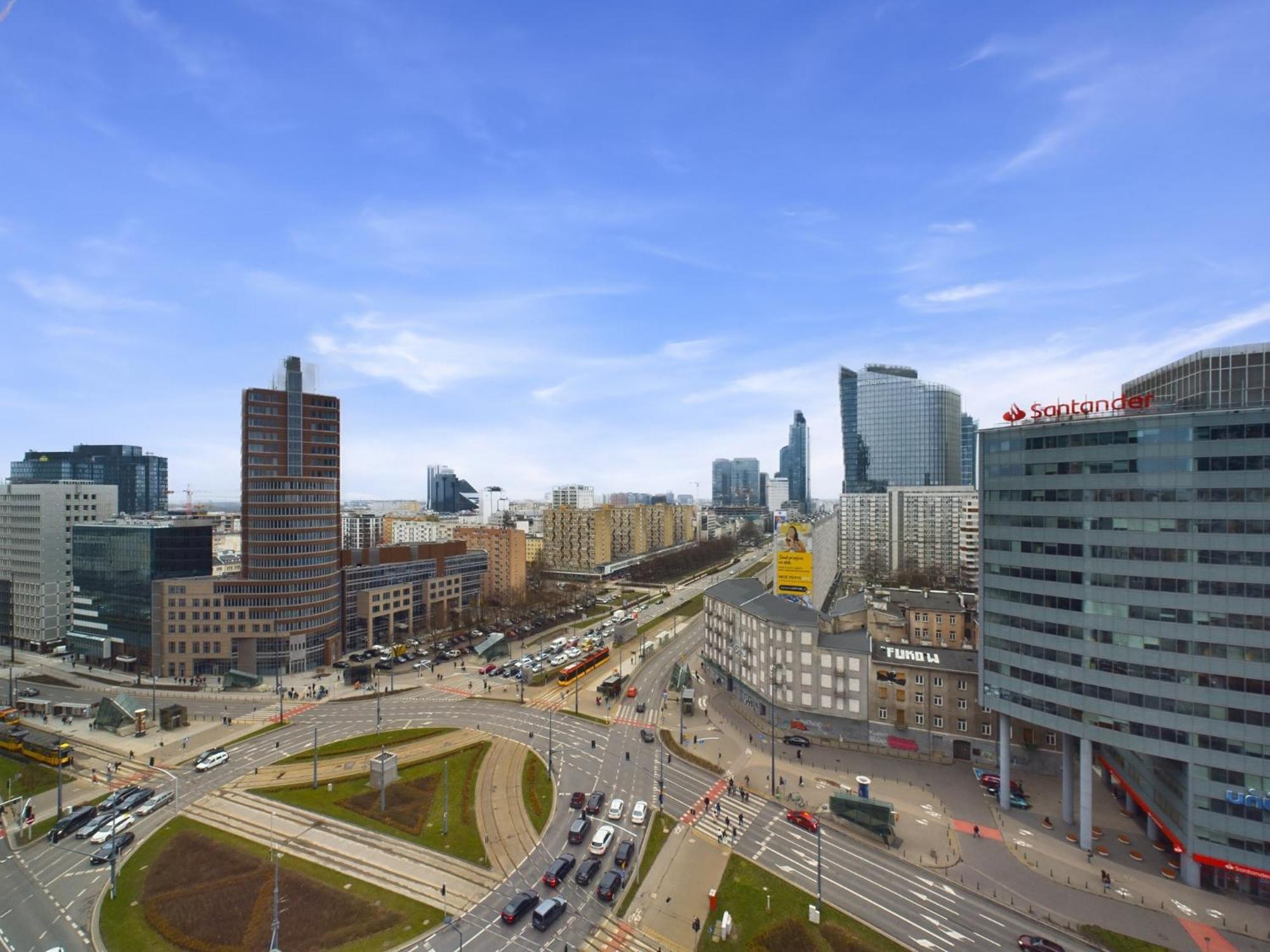 Aleja Jana Pawla Ii For 4 Guests With Air-conditioning By Renters Warsaw