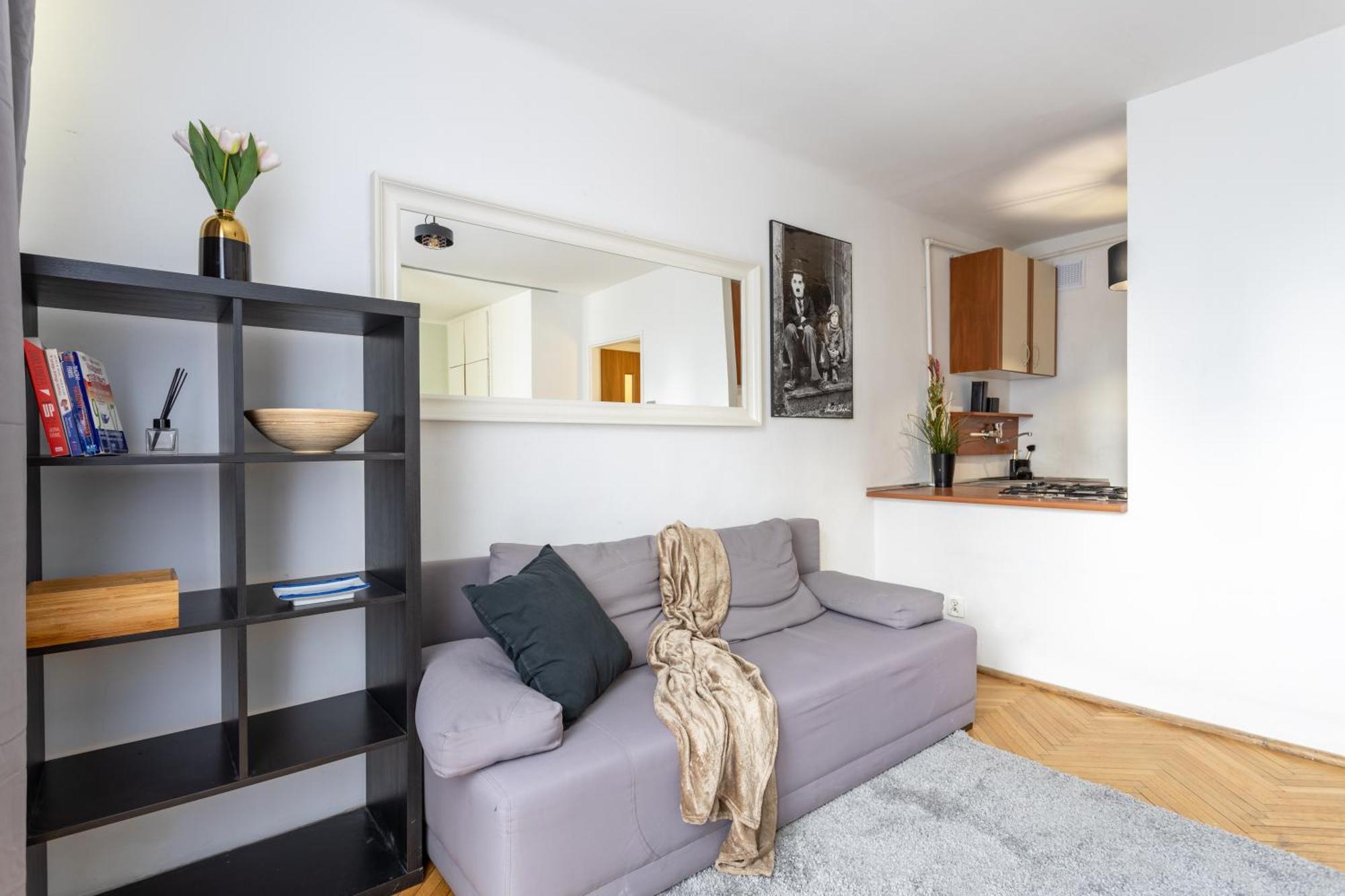 Apartment Close-golden In - One Bedroom Apartament In The Center - Zelazna Warsaw