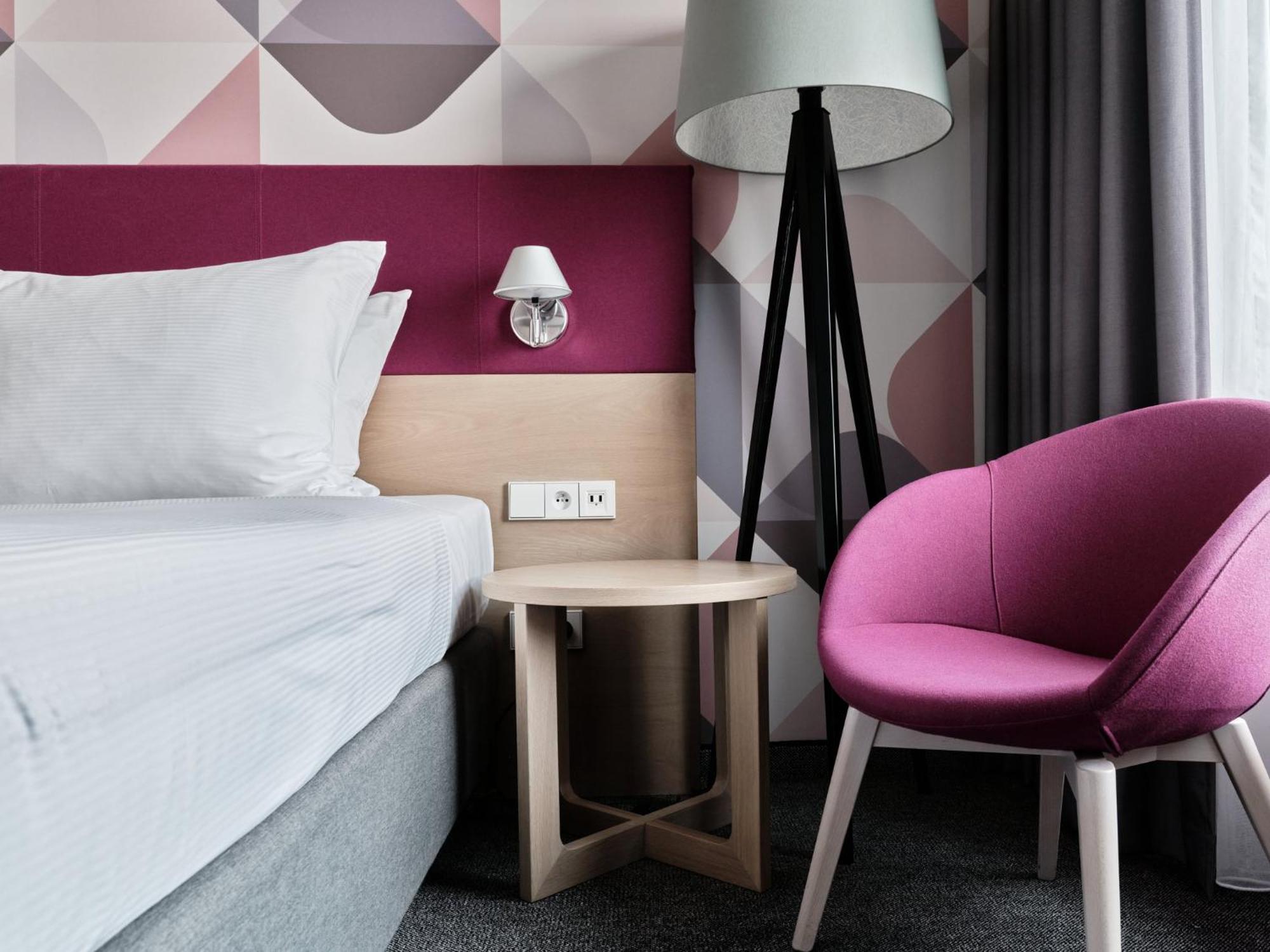 Hotel - Centre By Ihg 3*
