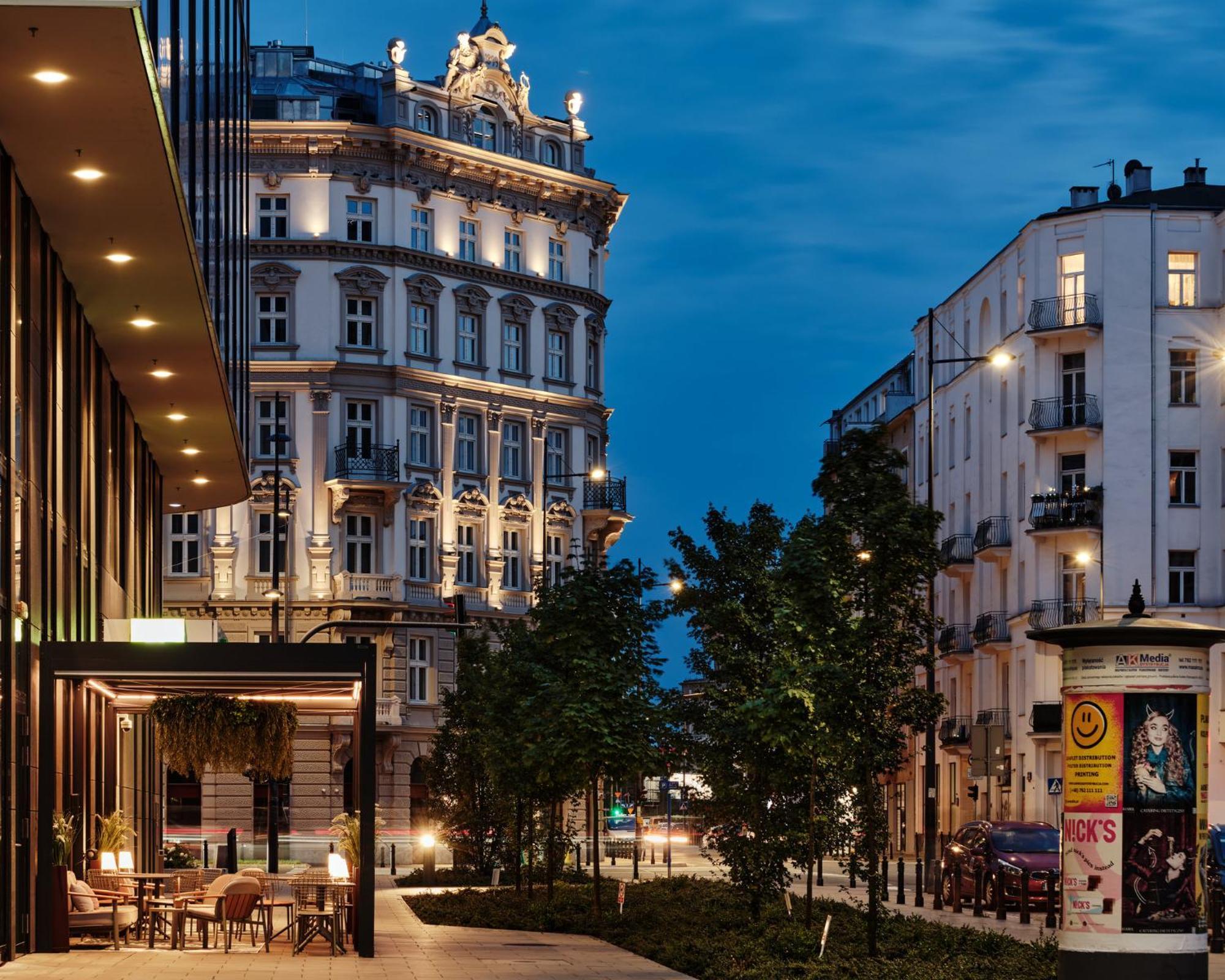 - Centre By Ihg