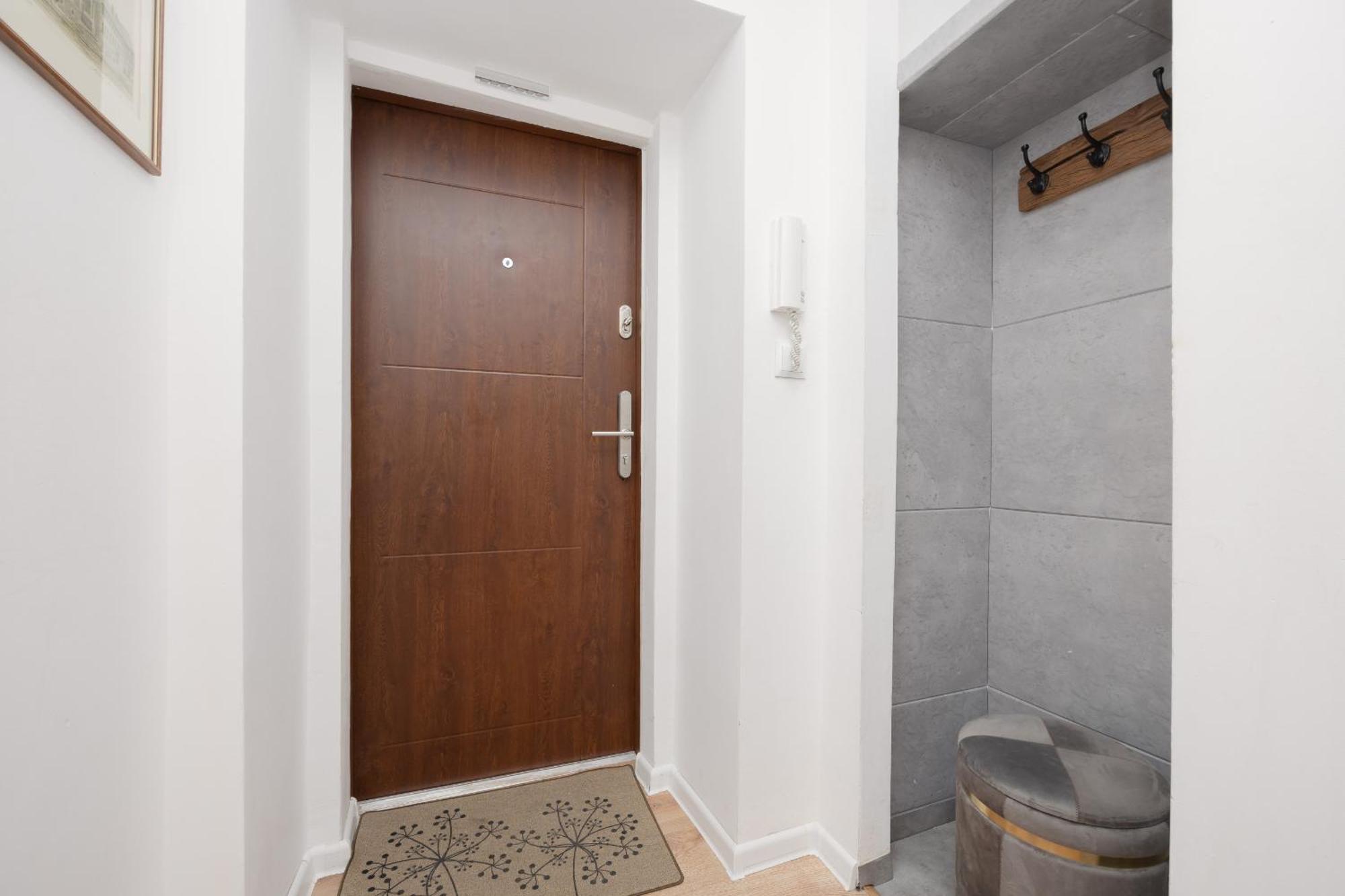 Family Unique For 4 People In Wola By Renters Apartament Warszawa
