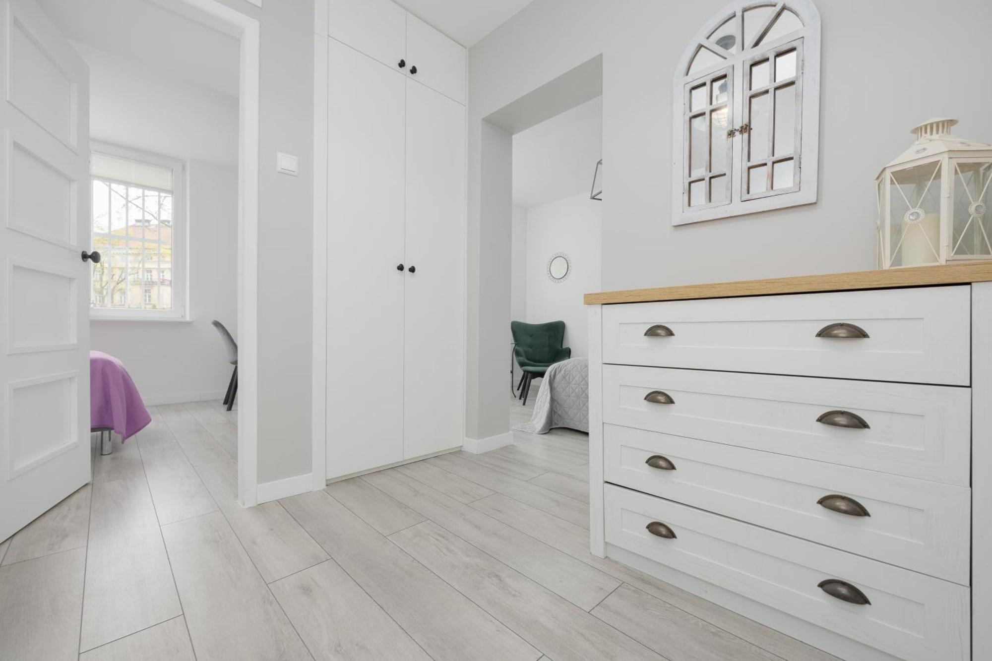 Schillera By Renters * Warsaw