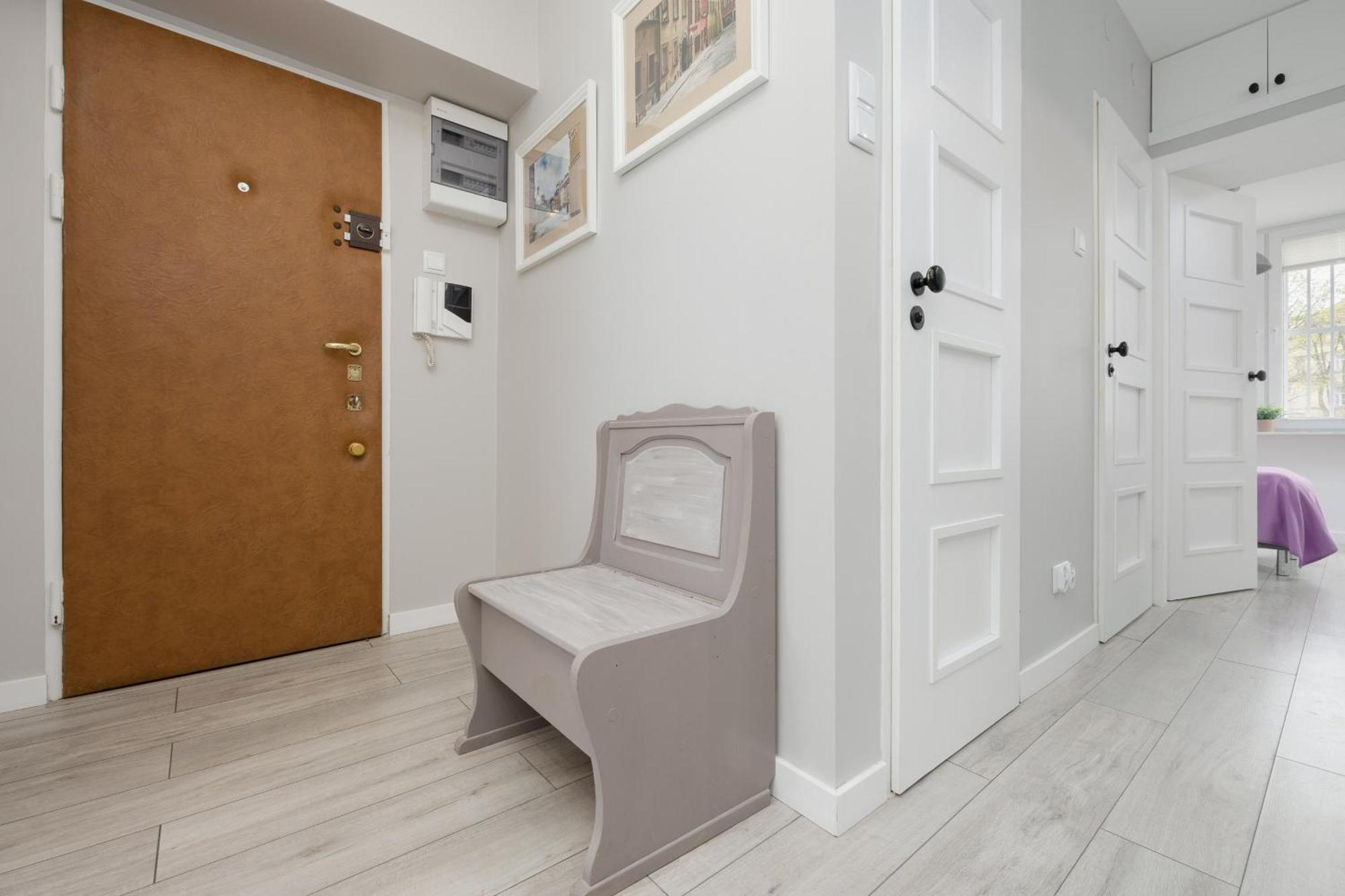 Schillera By Renters Warsaw