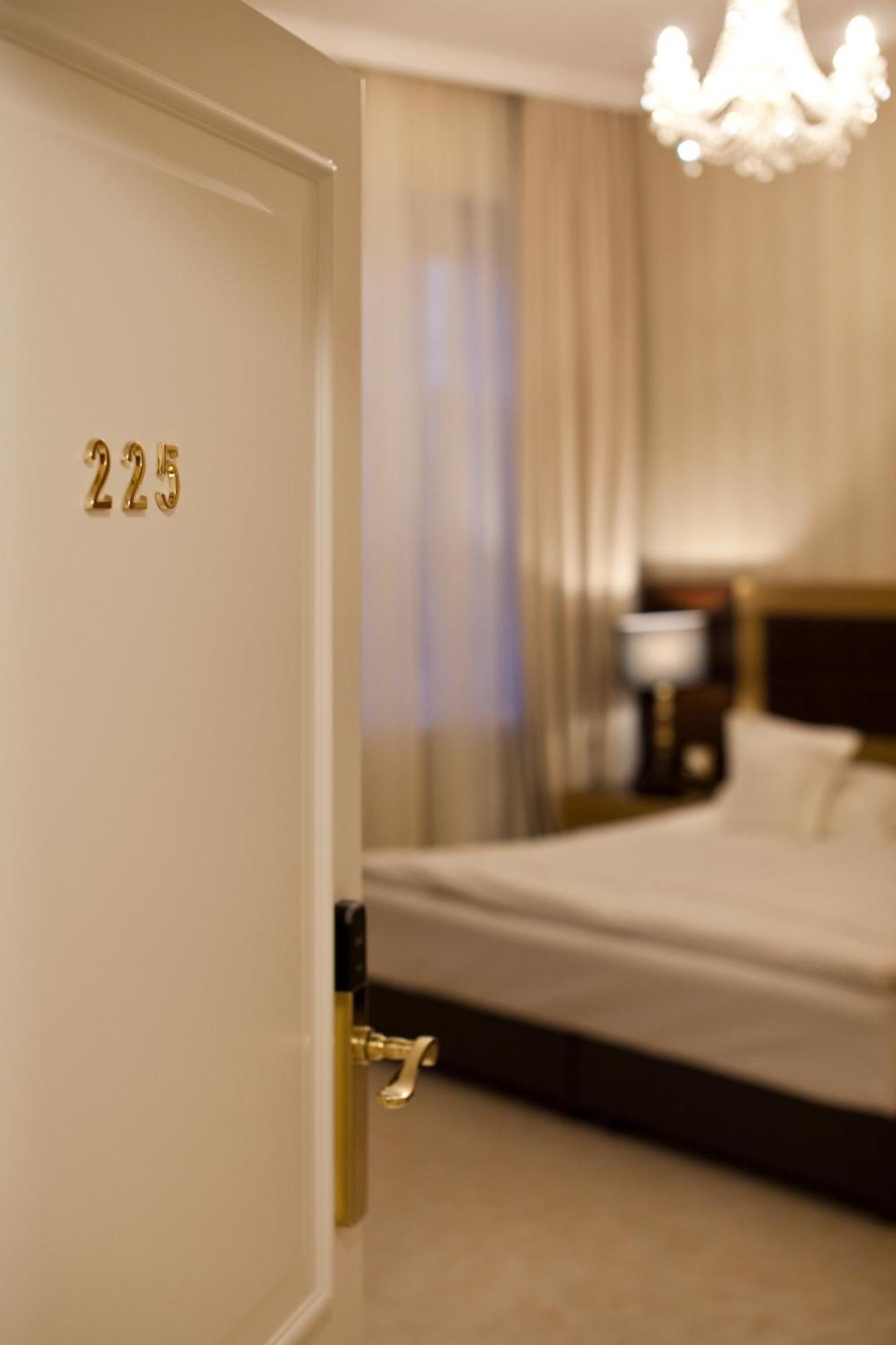 Hotel apartamentowy Tiffi Old Town