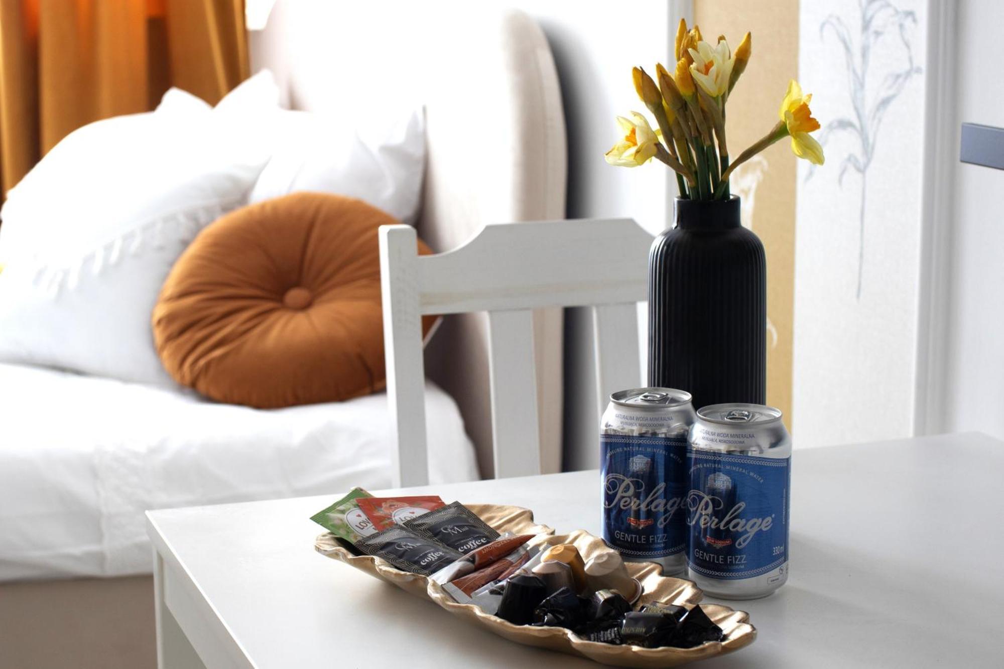 Air-conditioned Downtown Oasis On Foot To Station Metro Smarttv Wifi Apartment Warschau